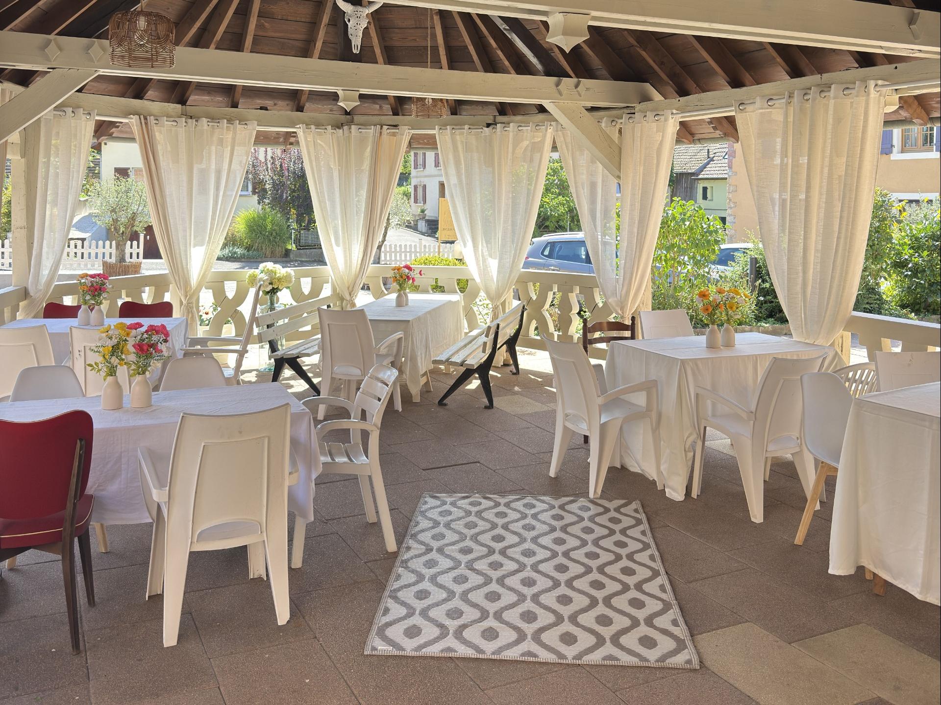 Logis Hôtel Domaine de la Bohême chez Delphine Wespiser