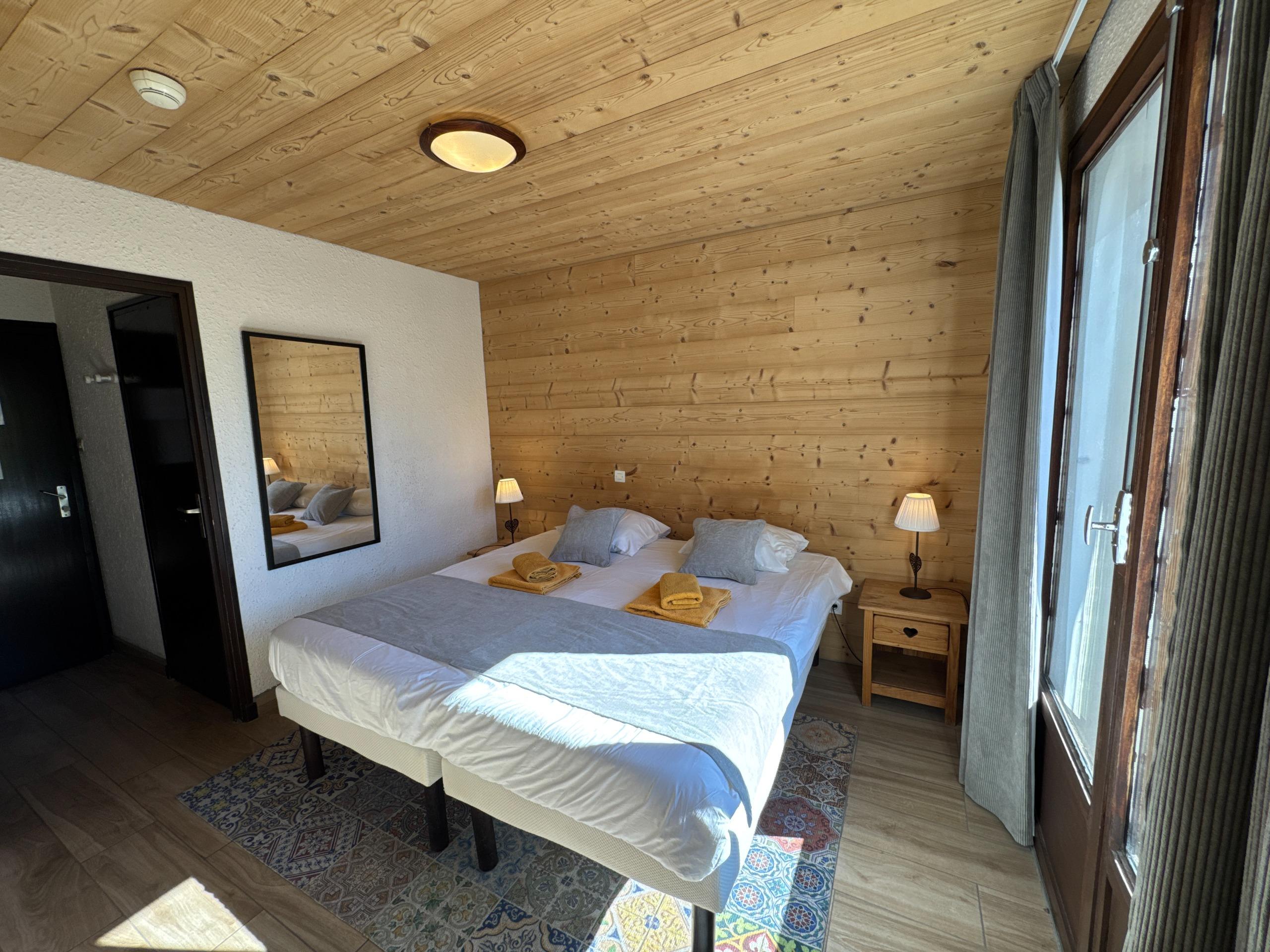 Logis Hôtel le Cairn