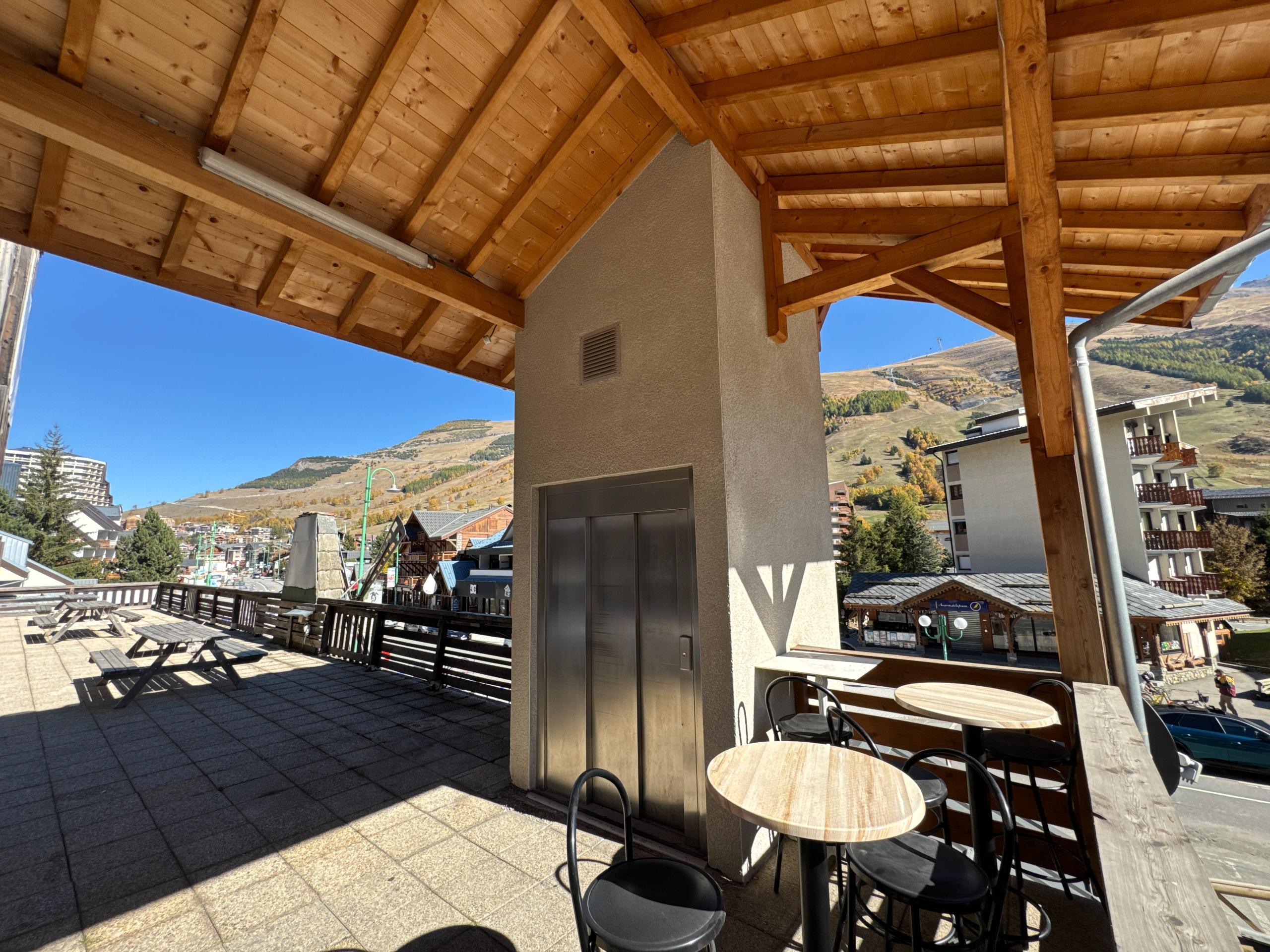 Logis Hôtel le Cairn