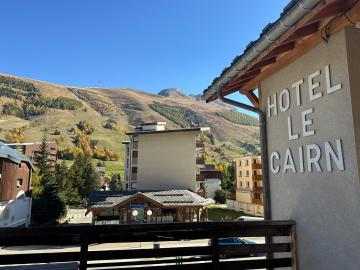 Logis Hôtel le Cairn