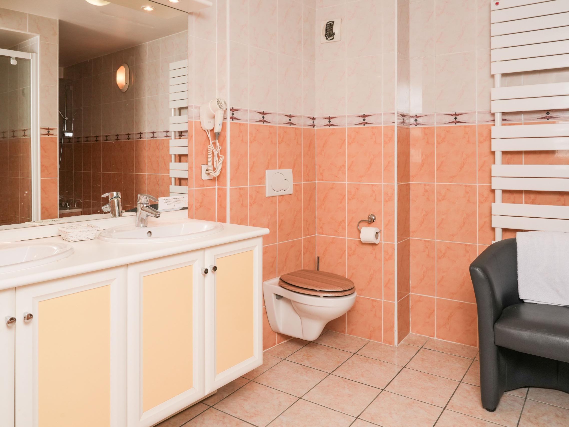 Logis Hôtel Lukaina