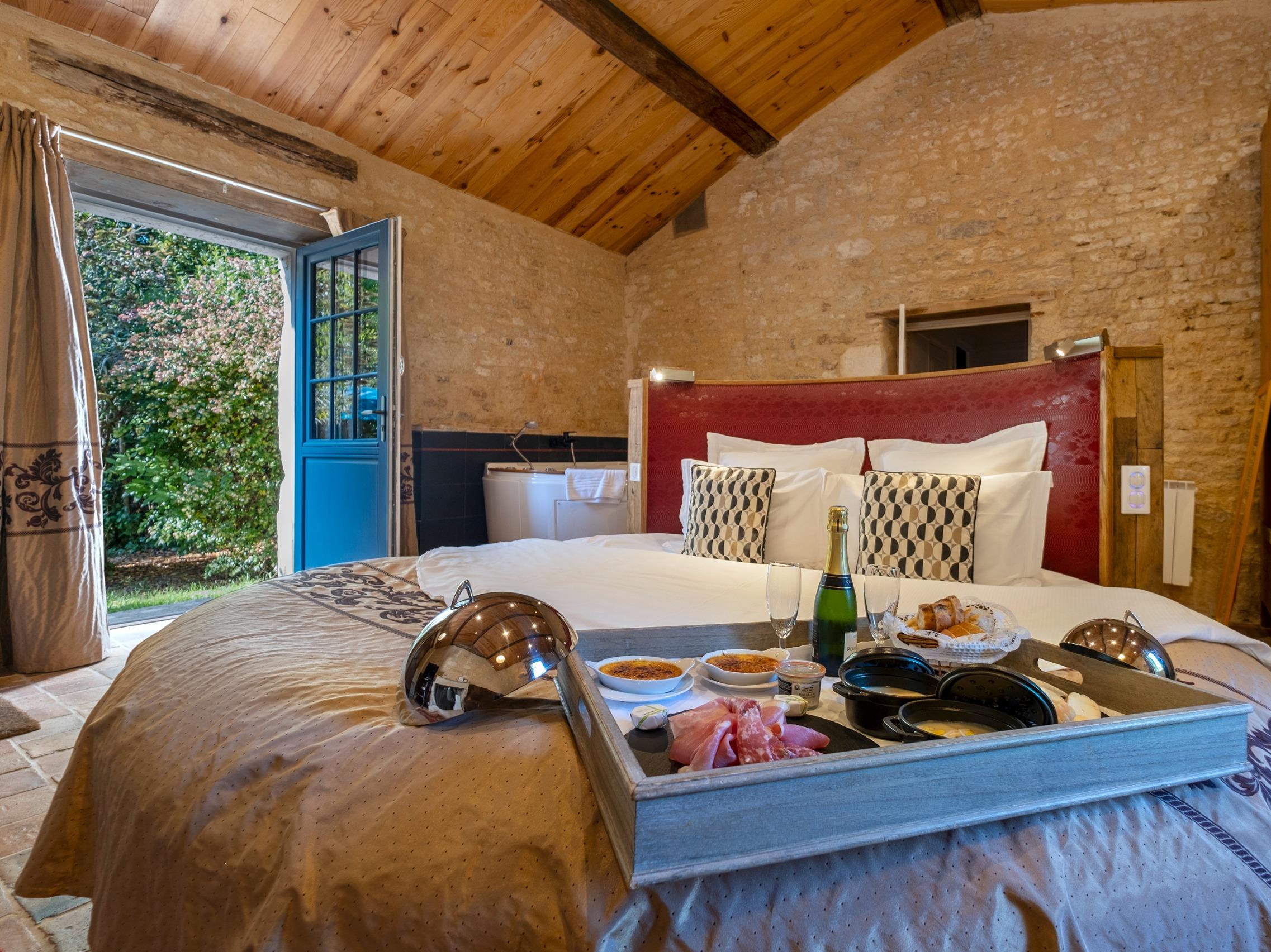 Demeures & Châteaux le Portail en Marais Poitevin
