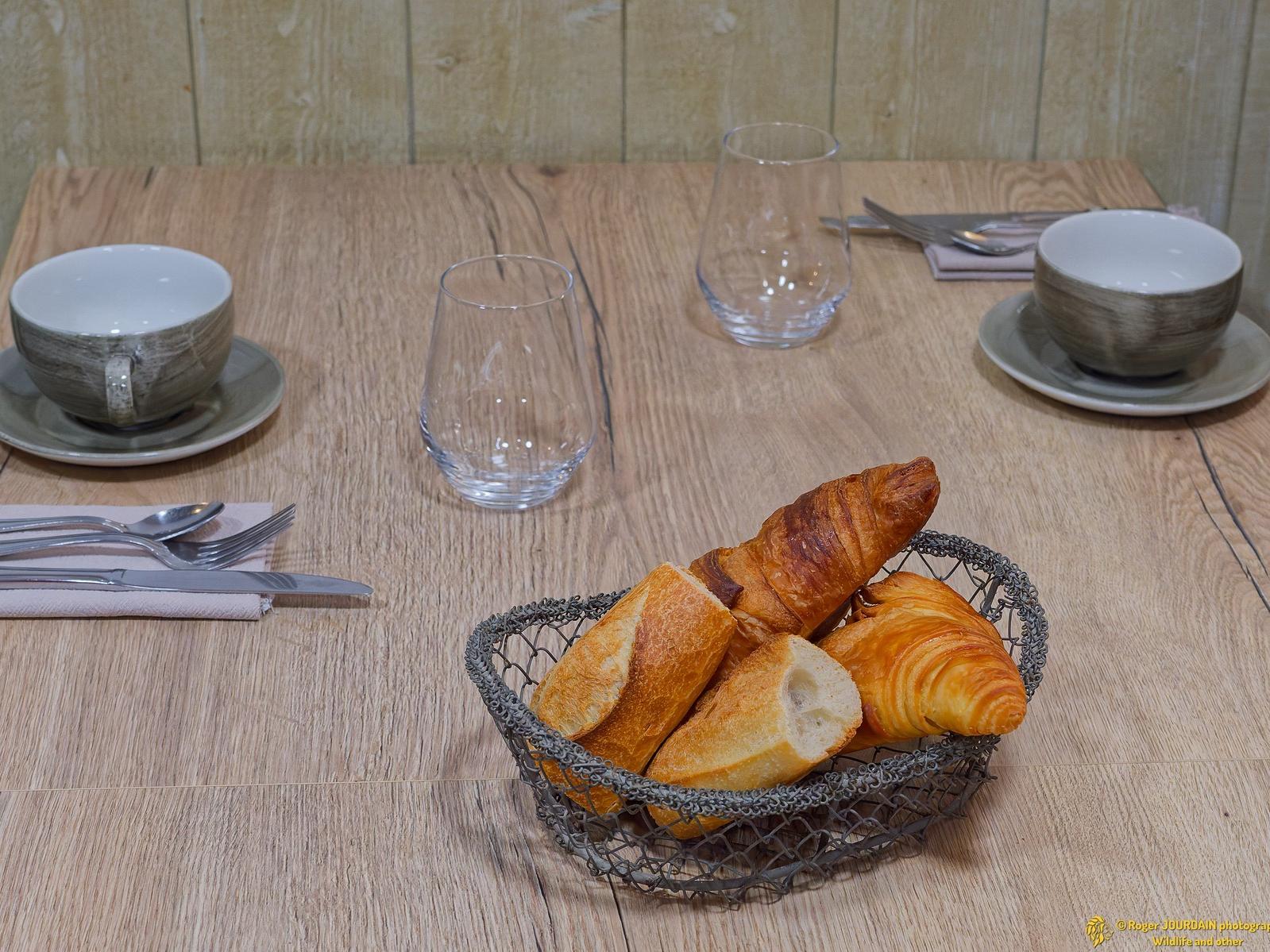 Logis Hôtel le Relais Delys