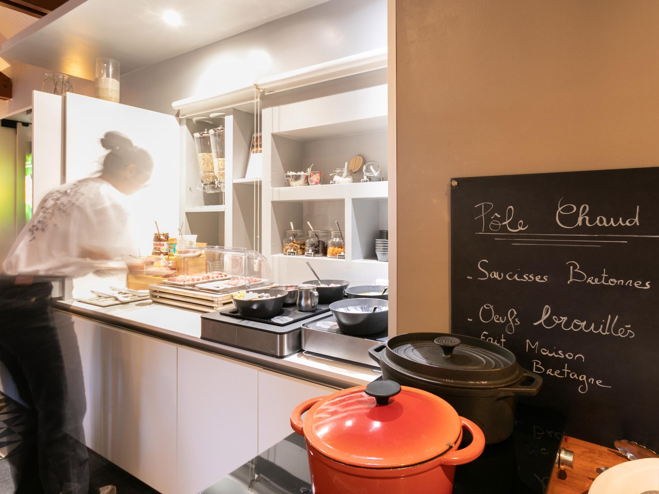 Logis Hôtel Au Chêne Vert