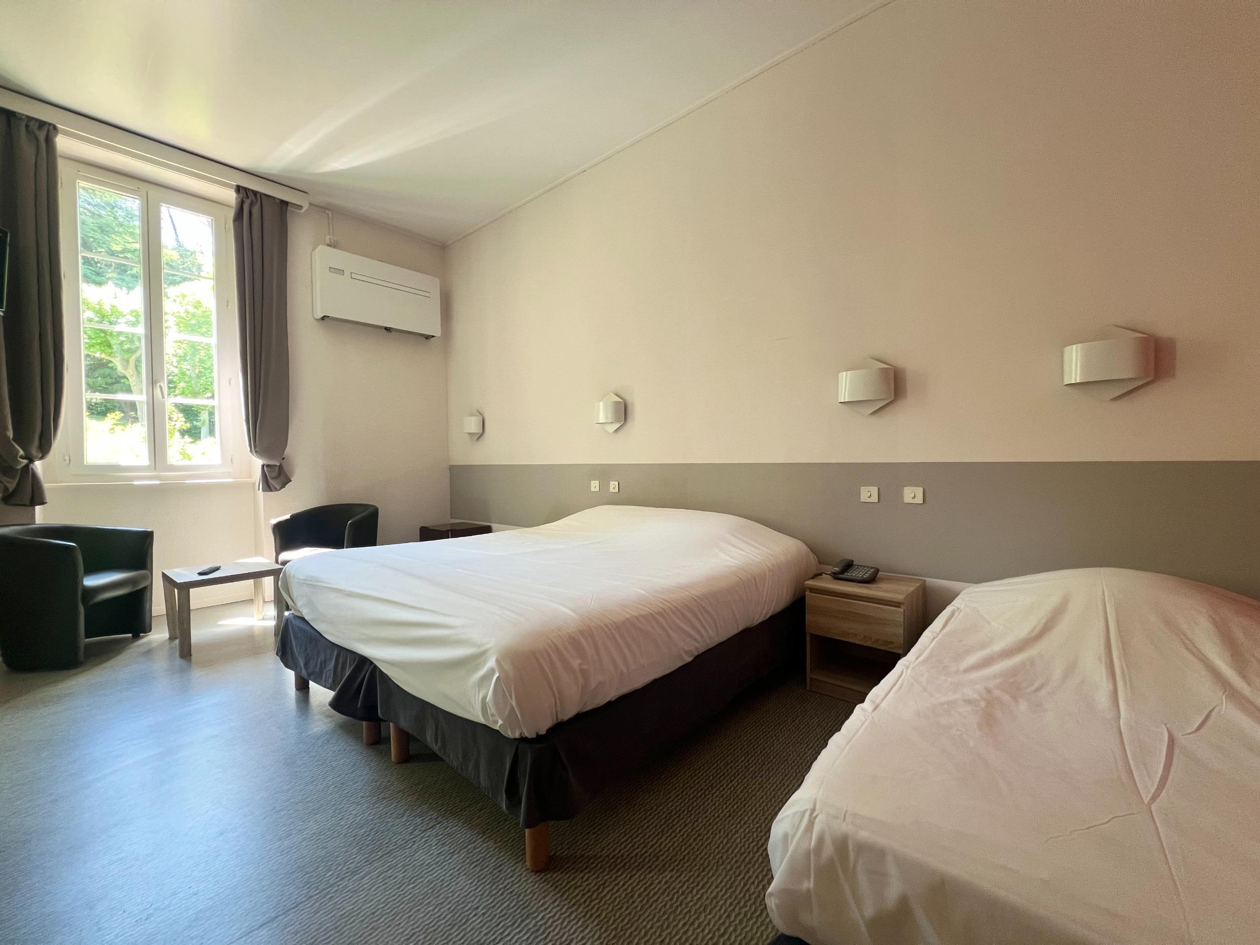 Logis Hôtel des Thermes