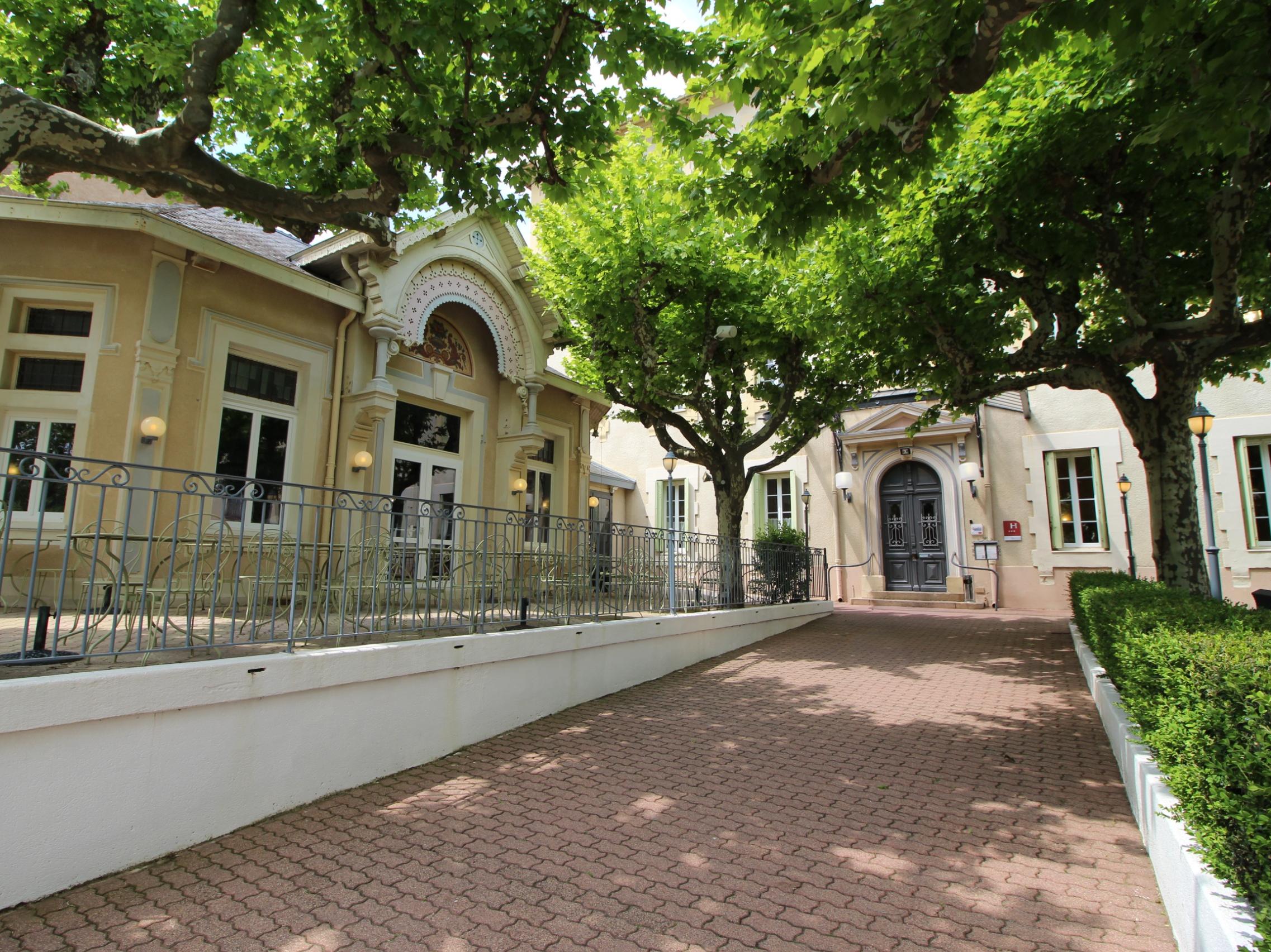 Logis Hôtel des Thermes