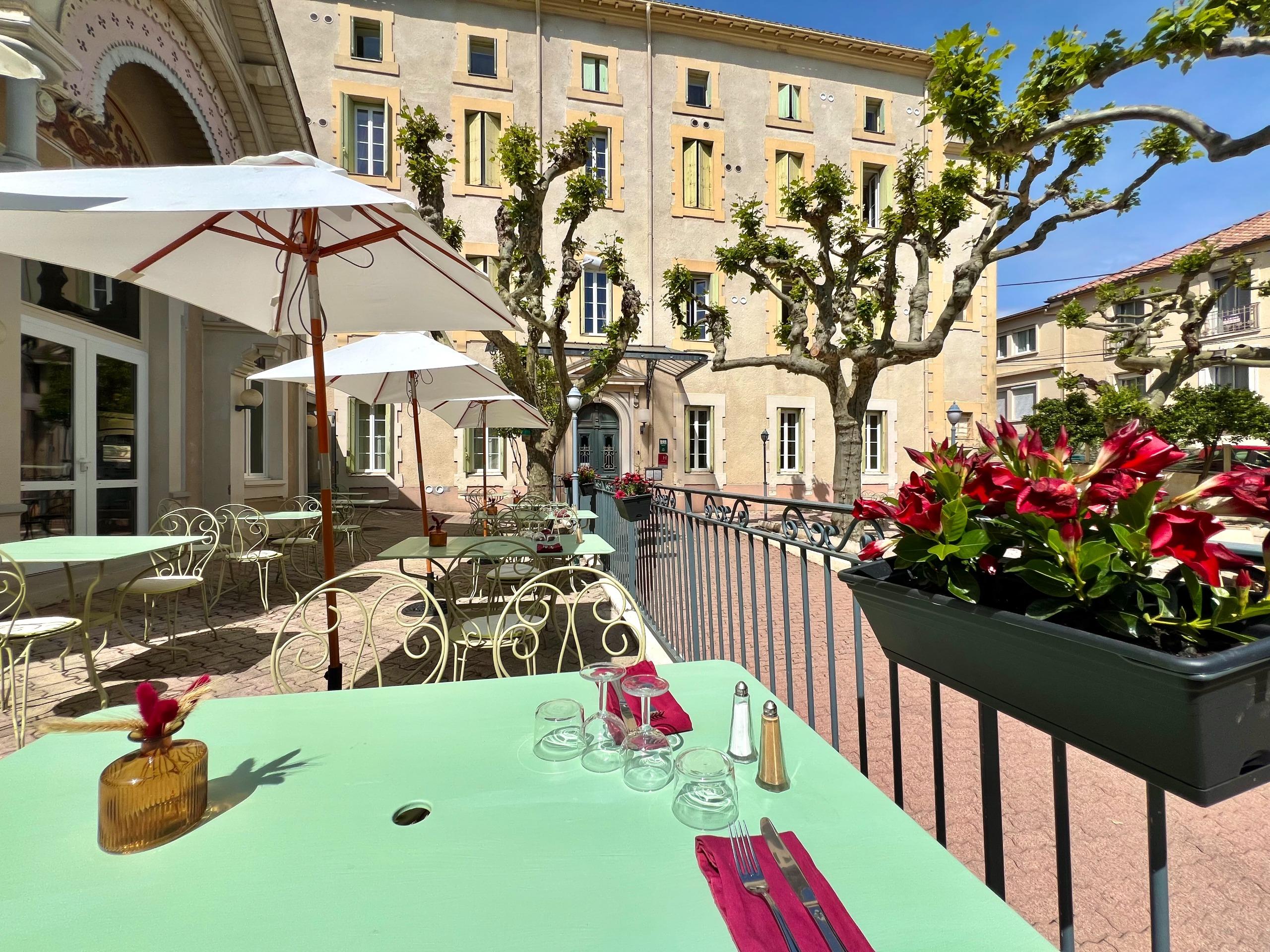 Logis Hôtel des Thermes