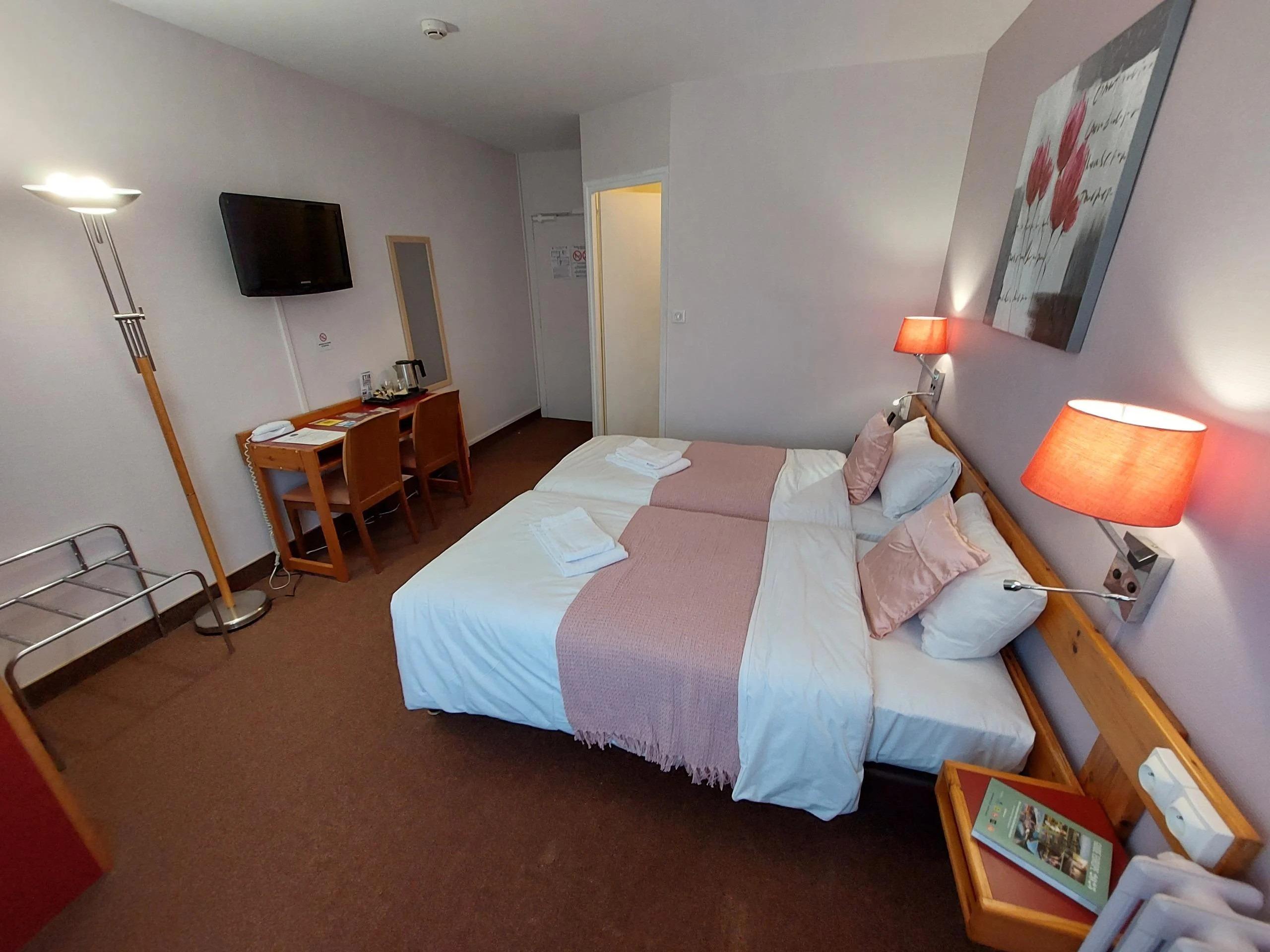 Logis Hôtel le 120