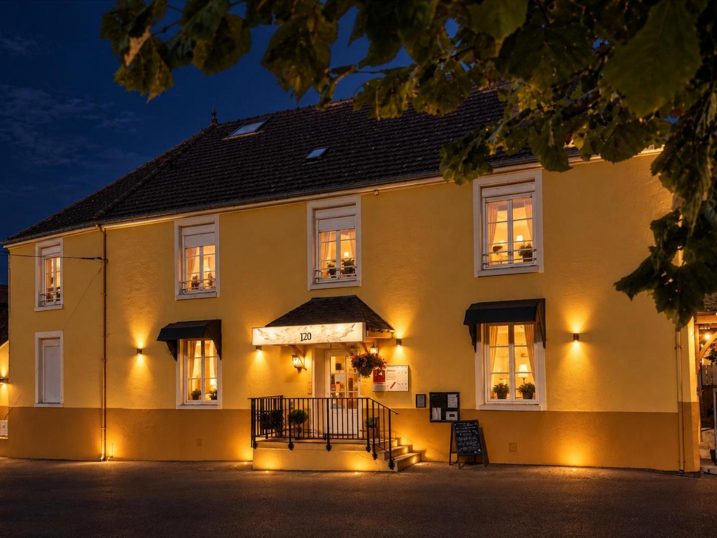 Logis Hôtel le 120