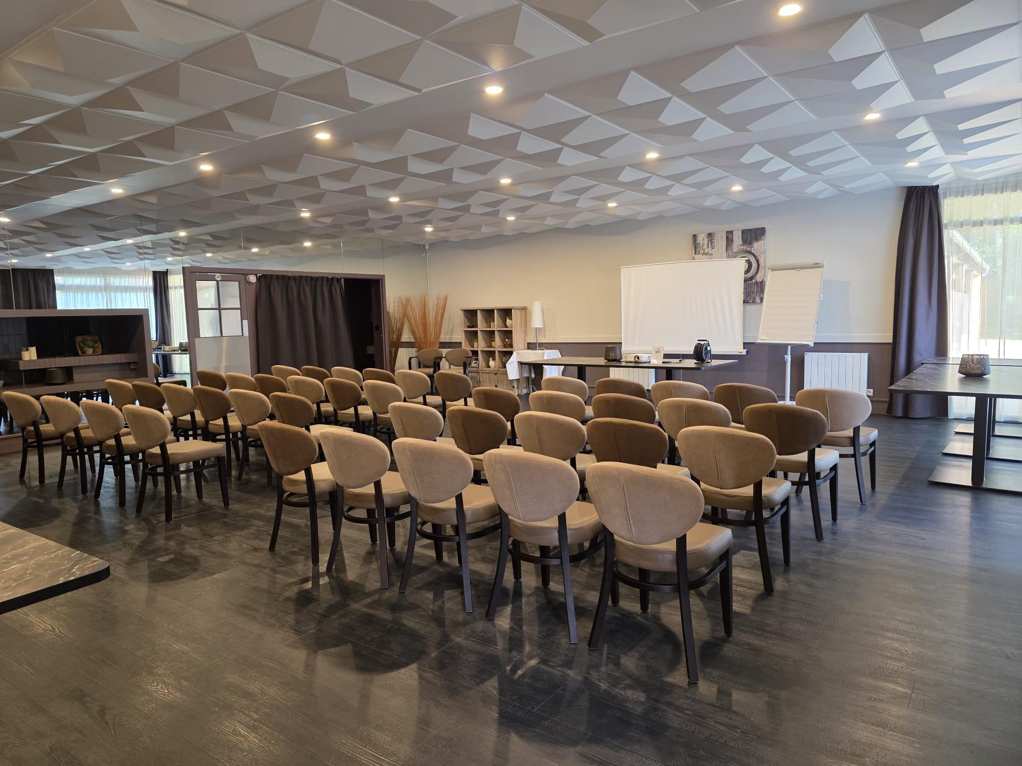 Logis Hôtel le Quai Fleuri Rest. l\'Hibiscus