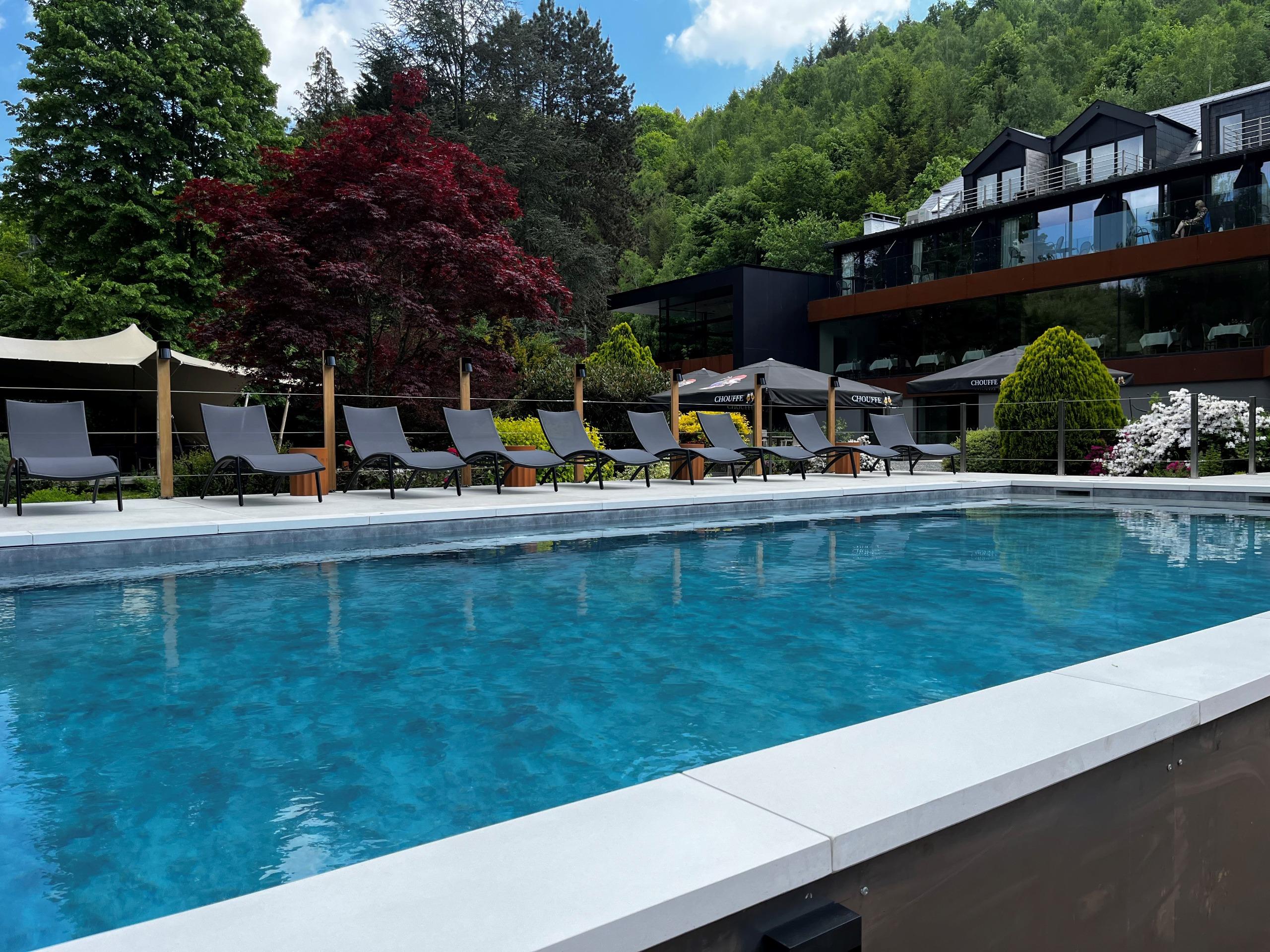 Logis Hôtel Hostellerie la Claire Fontaine