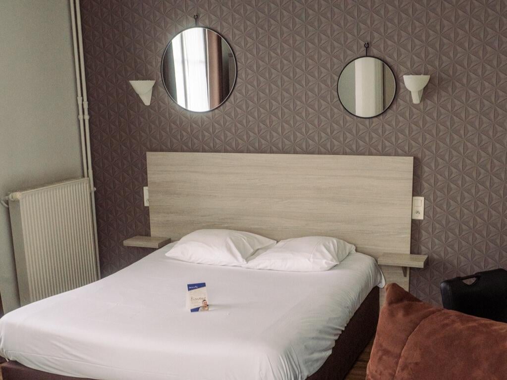 Logis Hôtel de la Place