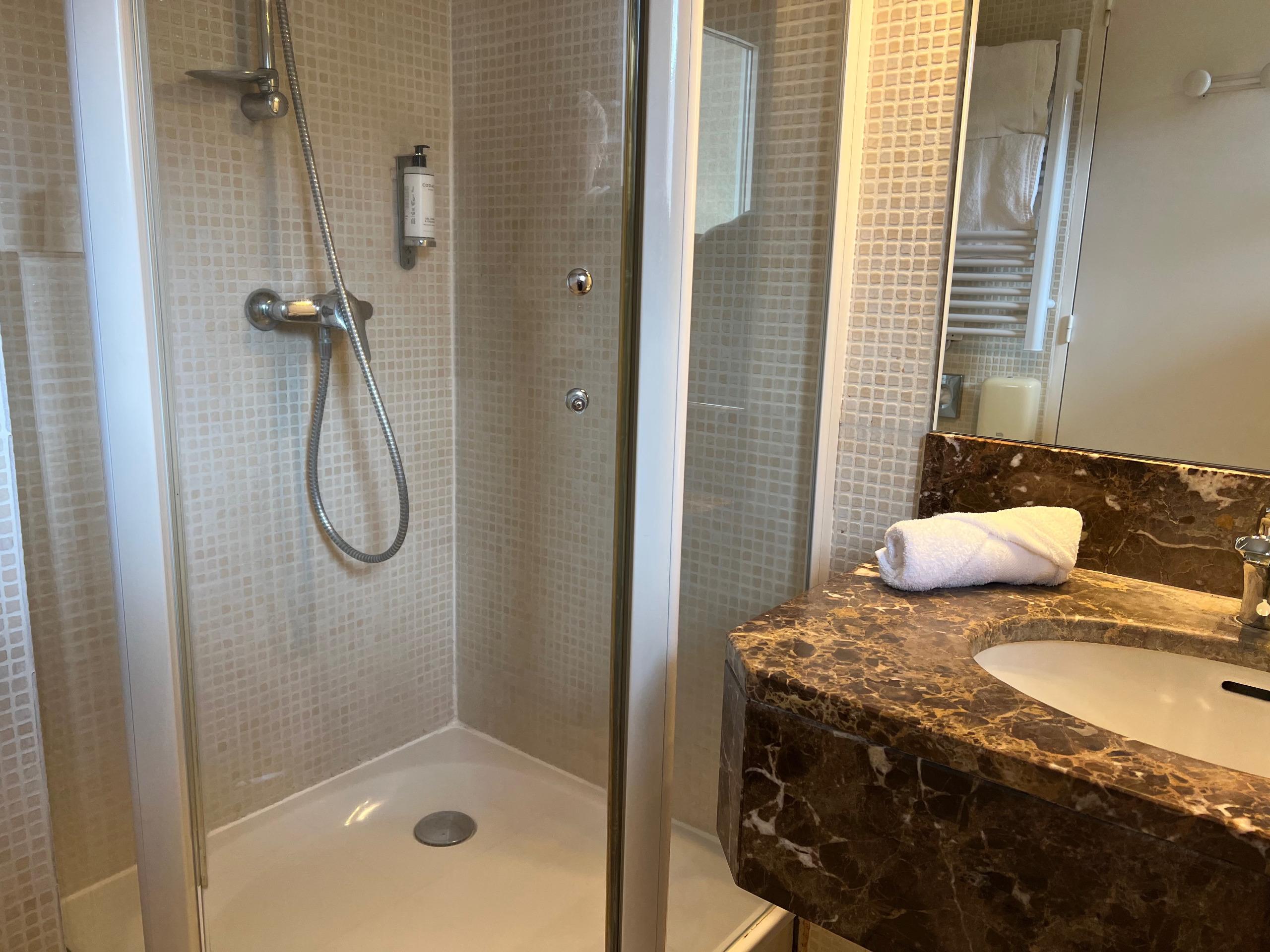 Logis Hôtel le Trophée Boutique Hôtel Spa