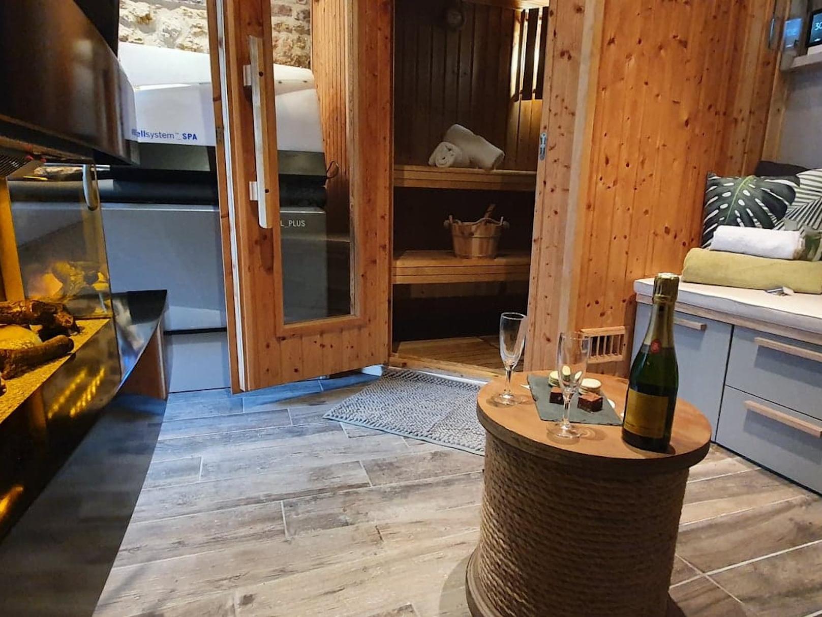 Logis Hôtel le Trophée Boutique Hôtel Spa