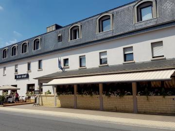 Hotel Re'Serstuff - le-clos-jeannon-salons-et-espace-de-detente-villers-les-nancy-065901