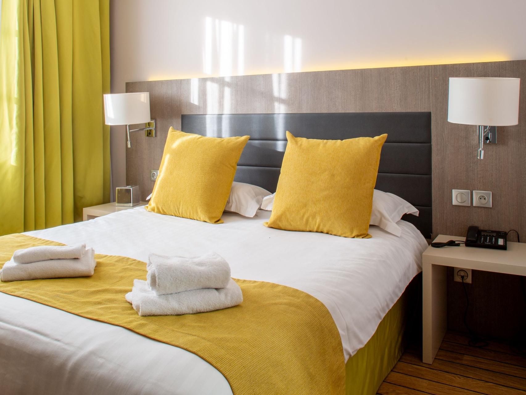 Logis Hôtel les Tuileries