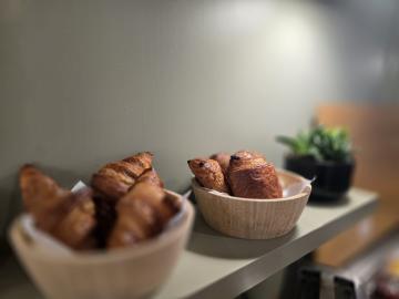 Logis Hôtel Les Fontaines