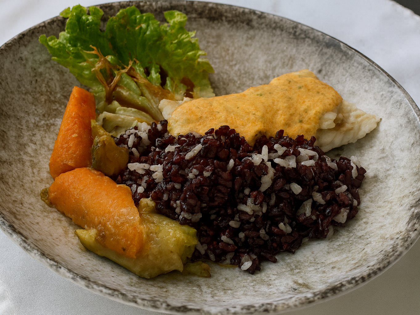 Logis Hôtel Les Fontaines