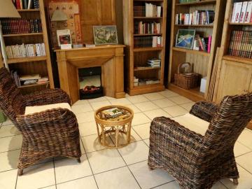 Logis Hôtel Louise de Savoie