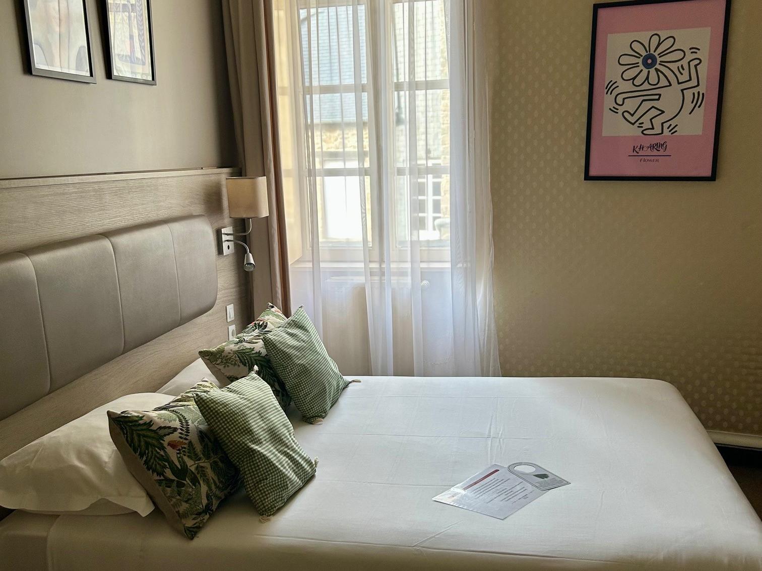 Cit\'Hotel le Challonge