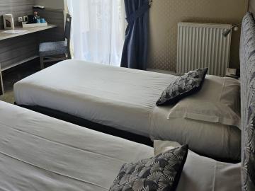 Cit'Hotel le Challonge