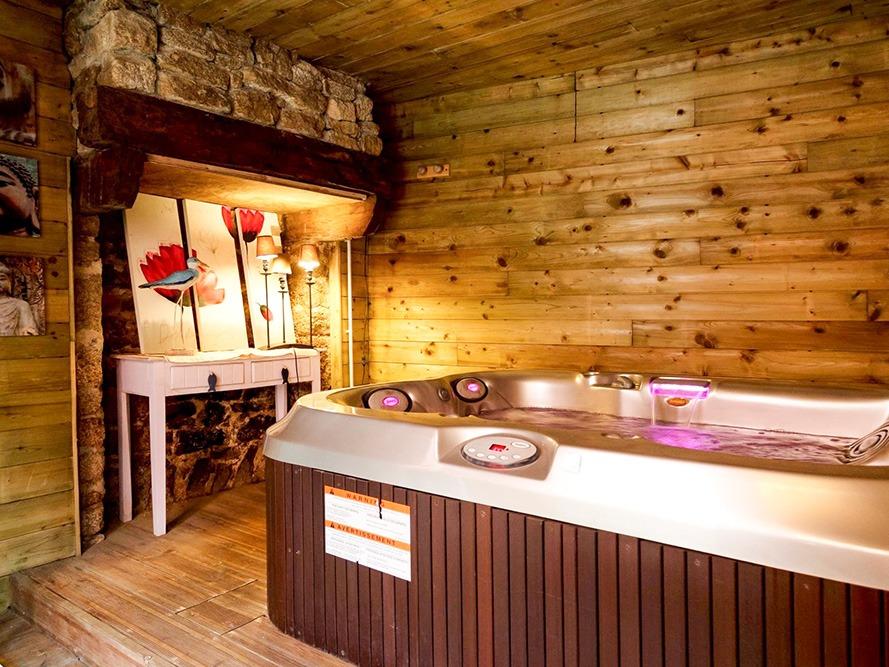 Logis Hôtel Auberge du Cheval Blanc