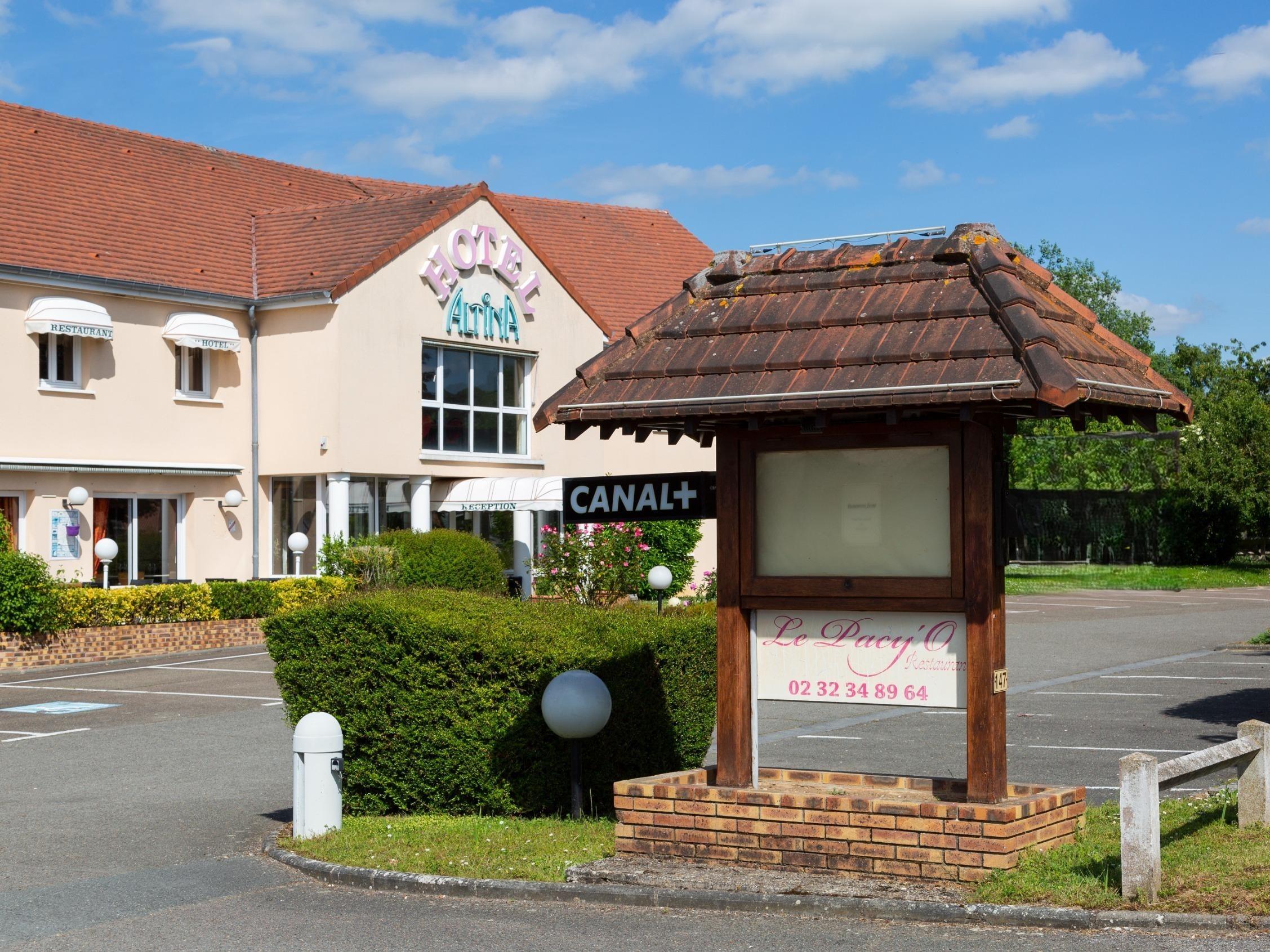 Logis Hôtel Altina Rest. le Pacy\'o