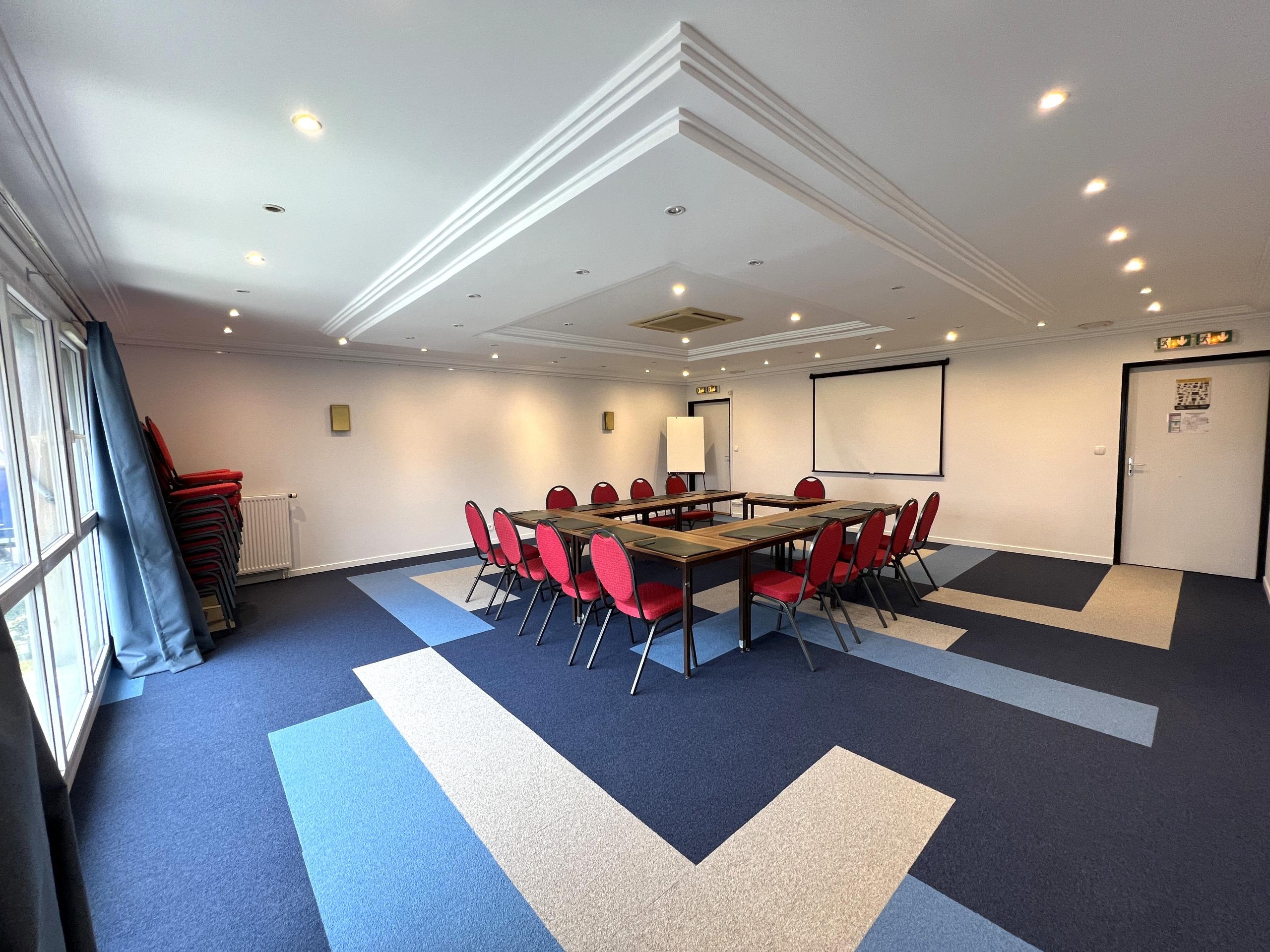 Logis Hôtel Altina Rest. le Pacy\'o