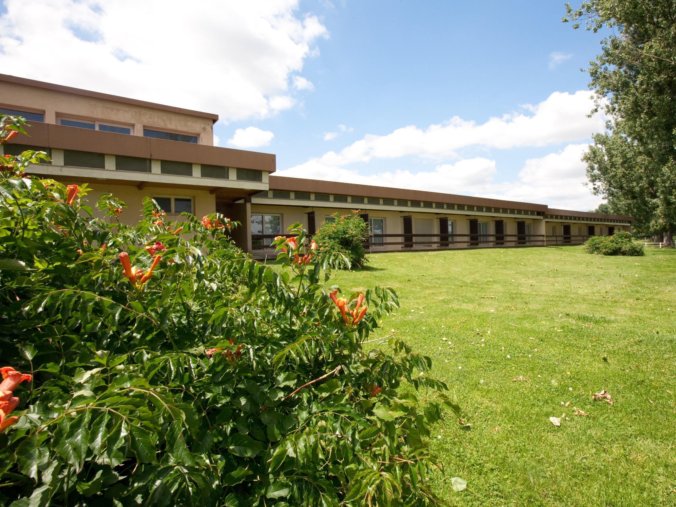 logis hotel la vieille ferme macon