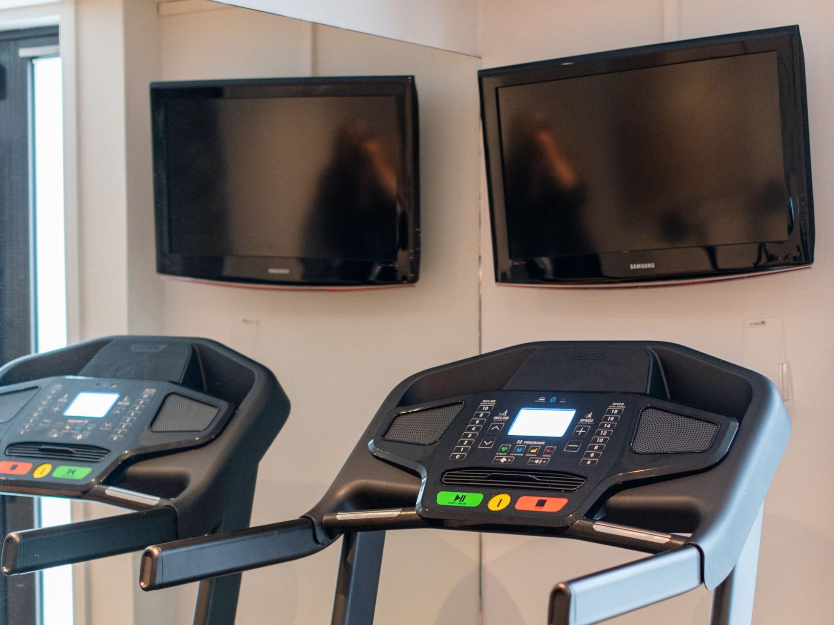 Logis Hôtel des Acacias Lille Neuville en Ferrain