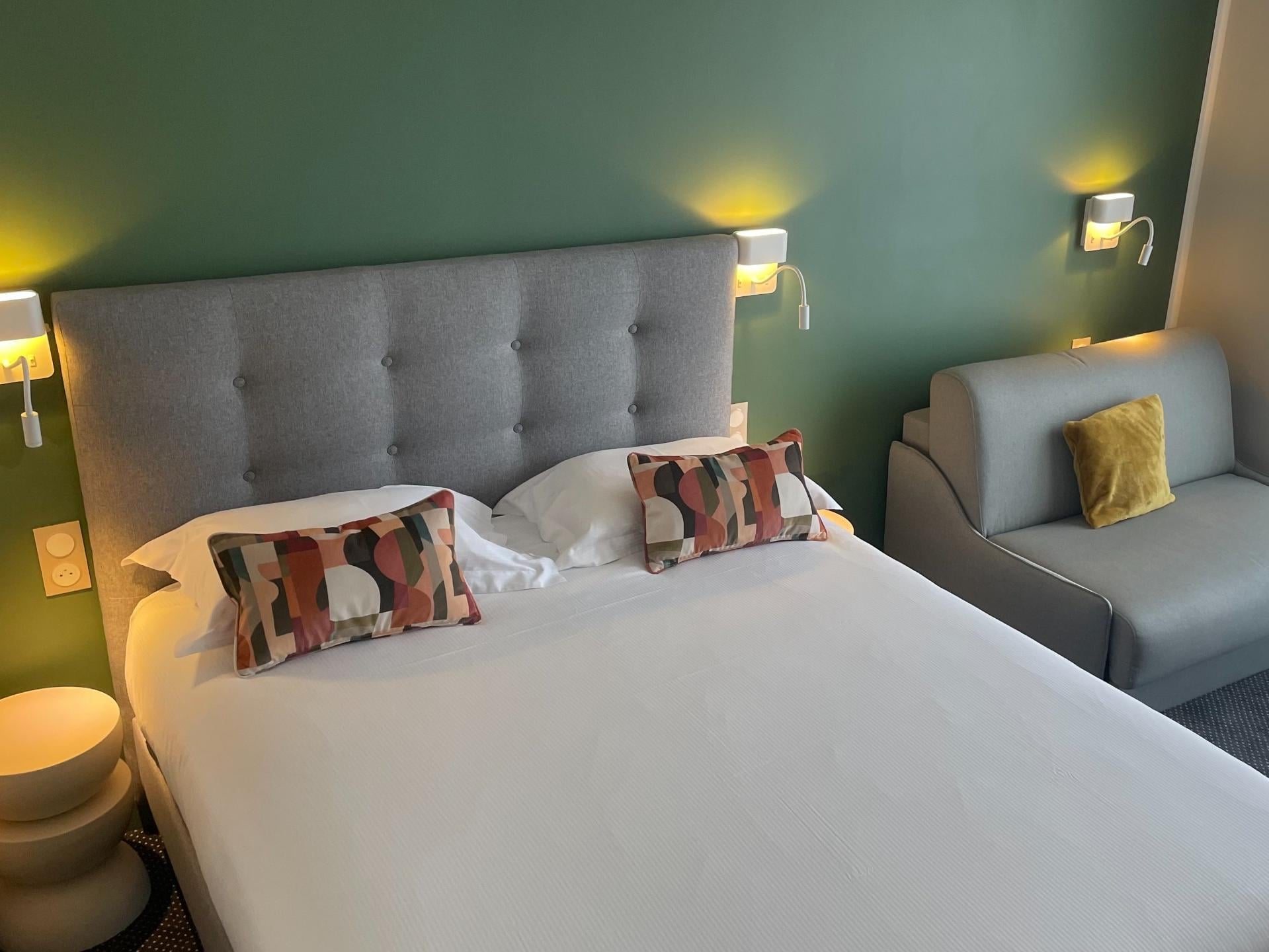 Cit\'Hotel Logis de Brou