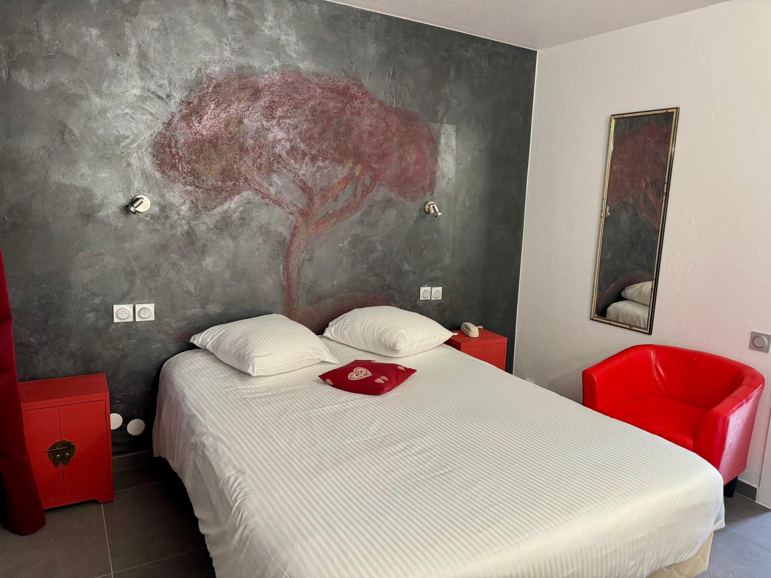 Logis Hôtel les Pins