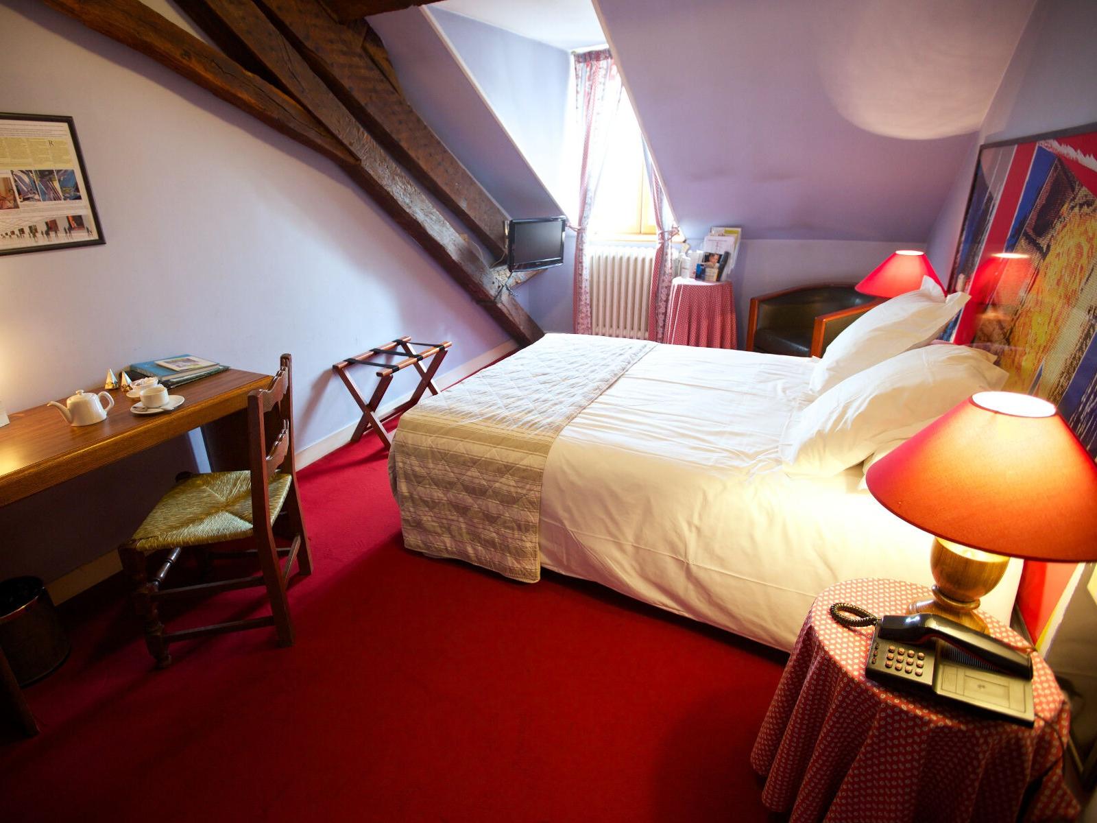 Logis Hôtel le France, Hôtel Logis AUBUSSON, stay Limousin