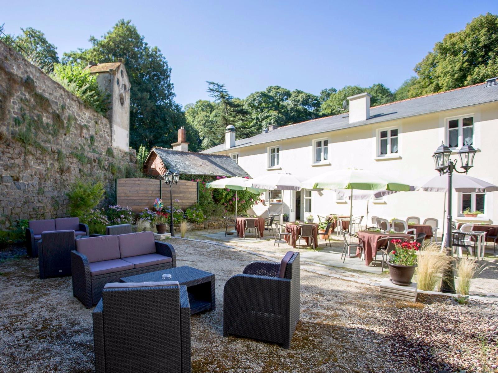 Logis Hostellerie du Vieux Moulin Hédé-Bazouges