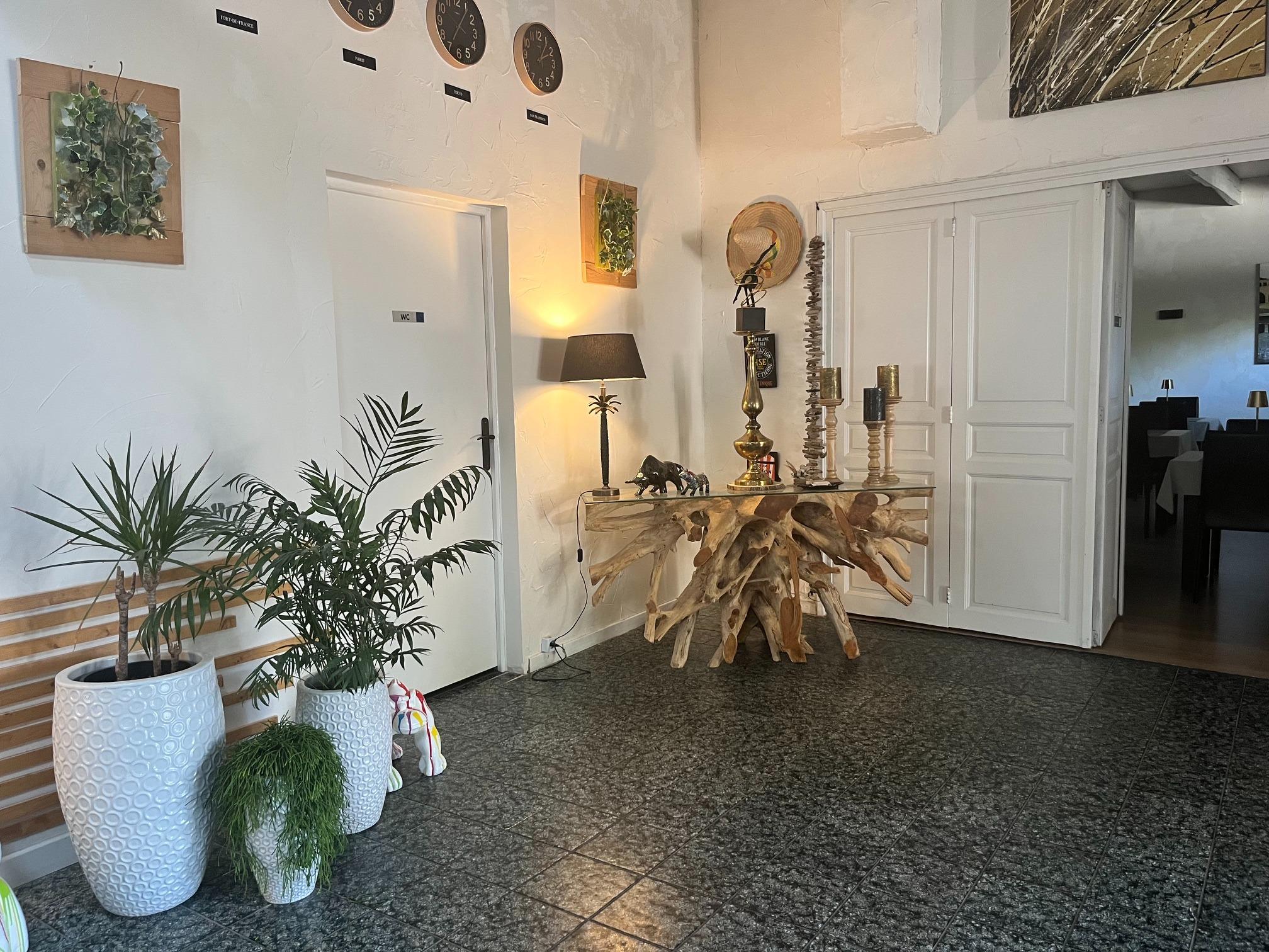 Logis Hôtel l\'Escale des Alpilles