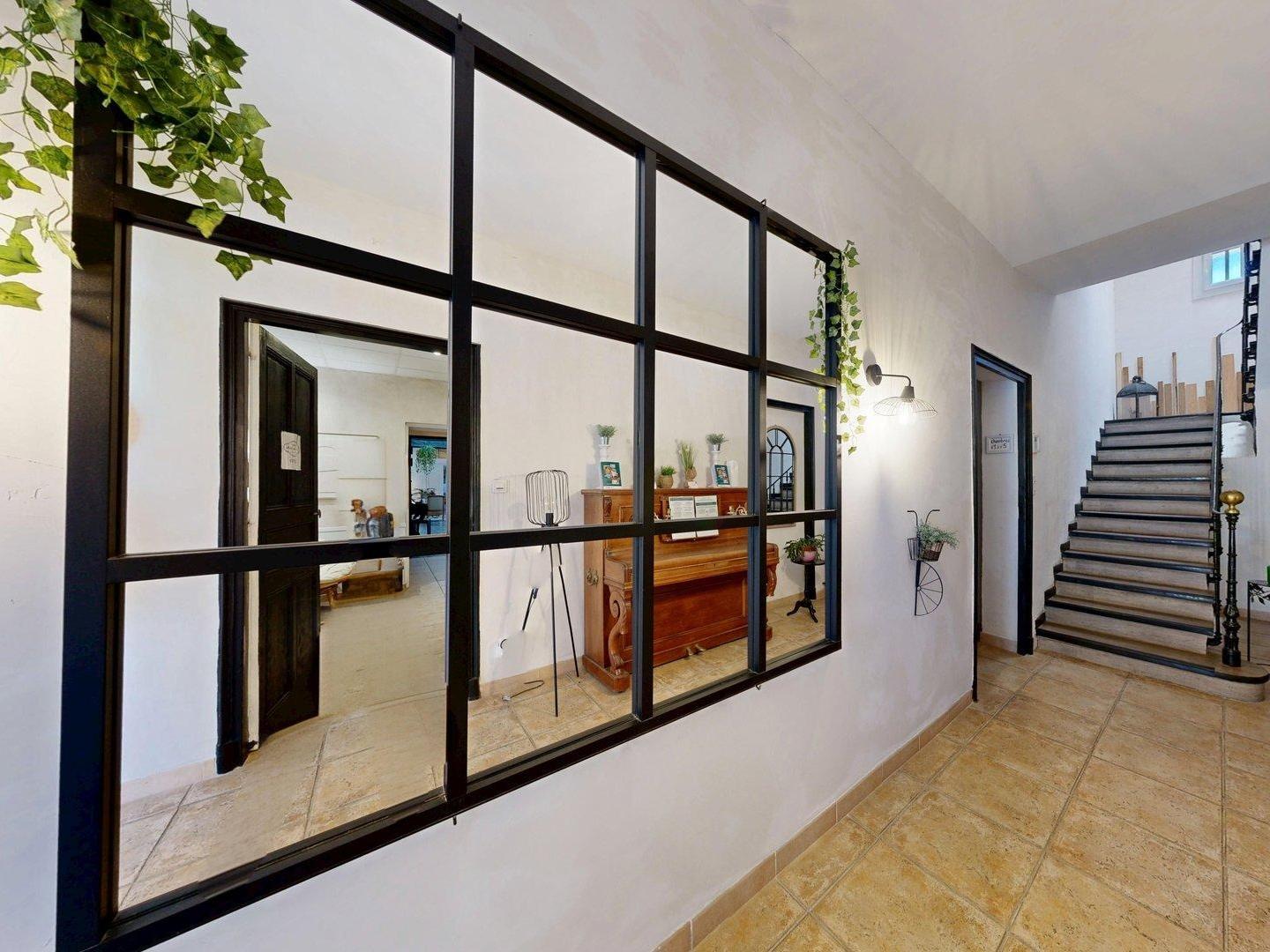 Logis Hôtel l\'Escale des Alpilles