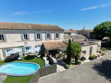 Logis Hôtel l'Escale des Alpilles