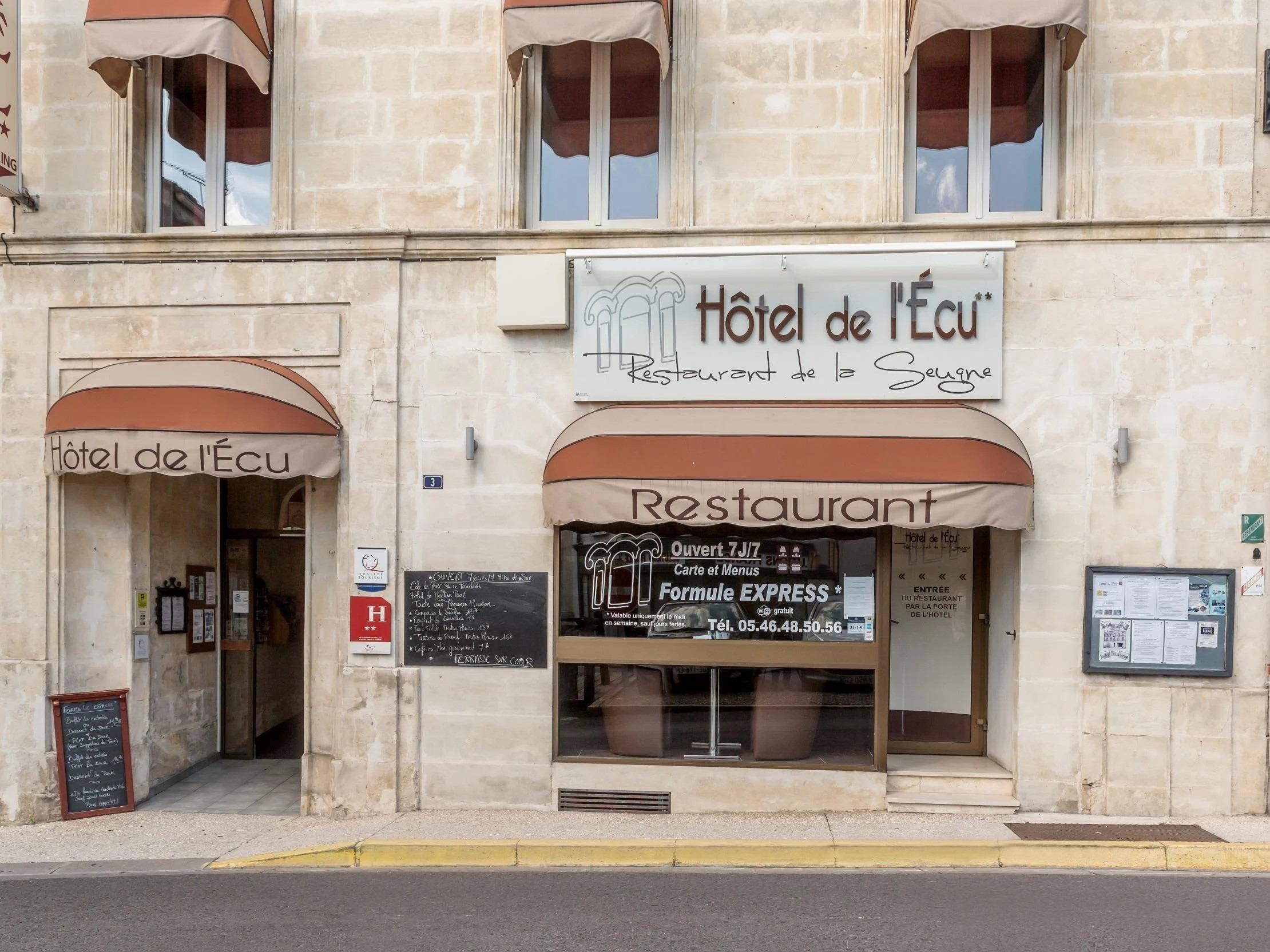Logis Hôtel de l\'Ecu Rest. de la Seugne