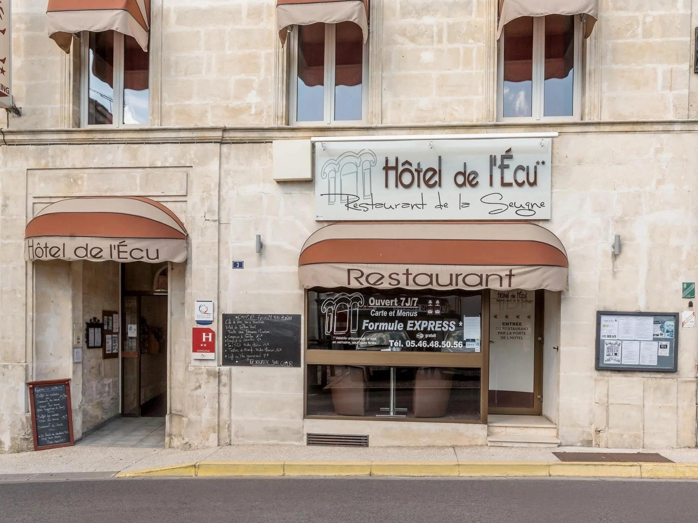 Logis Hôtel de l\'Ecu Rest. de la Seugne