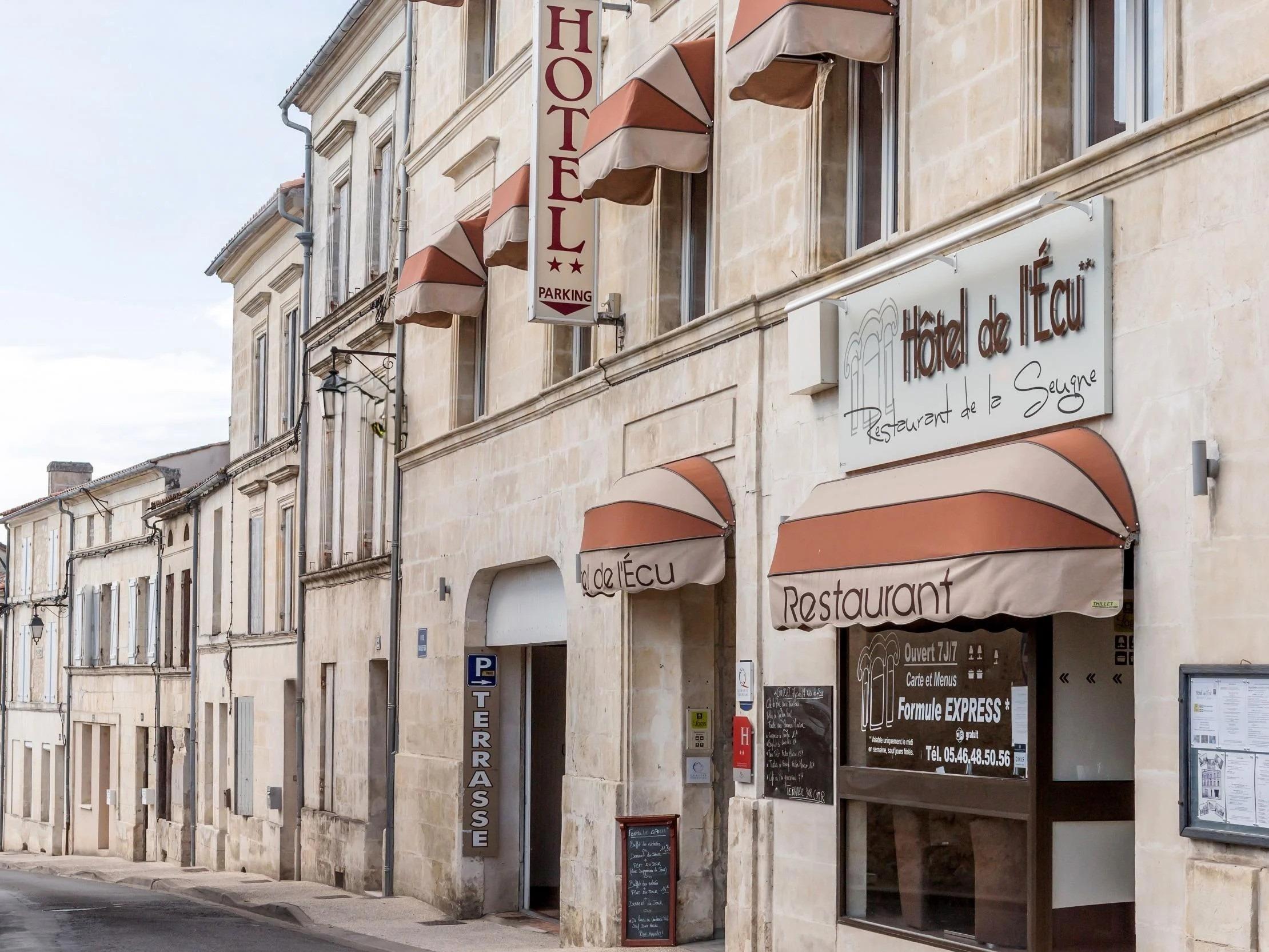 Logis Hôtel de l\'Ecu Rest. de la Seugne