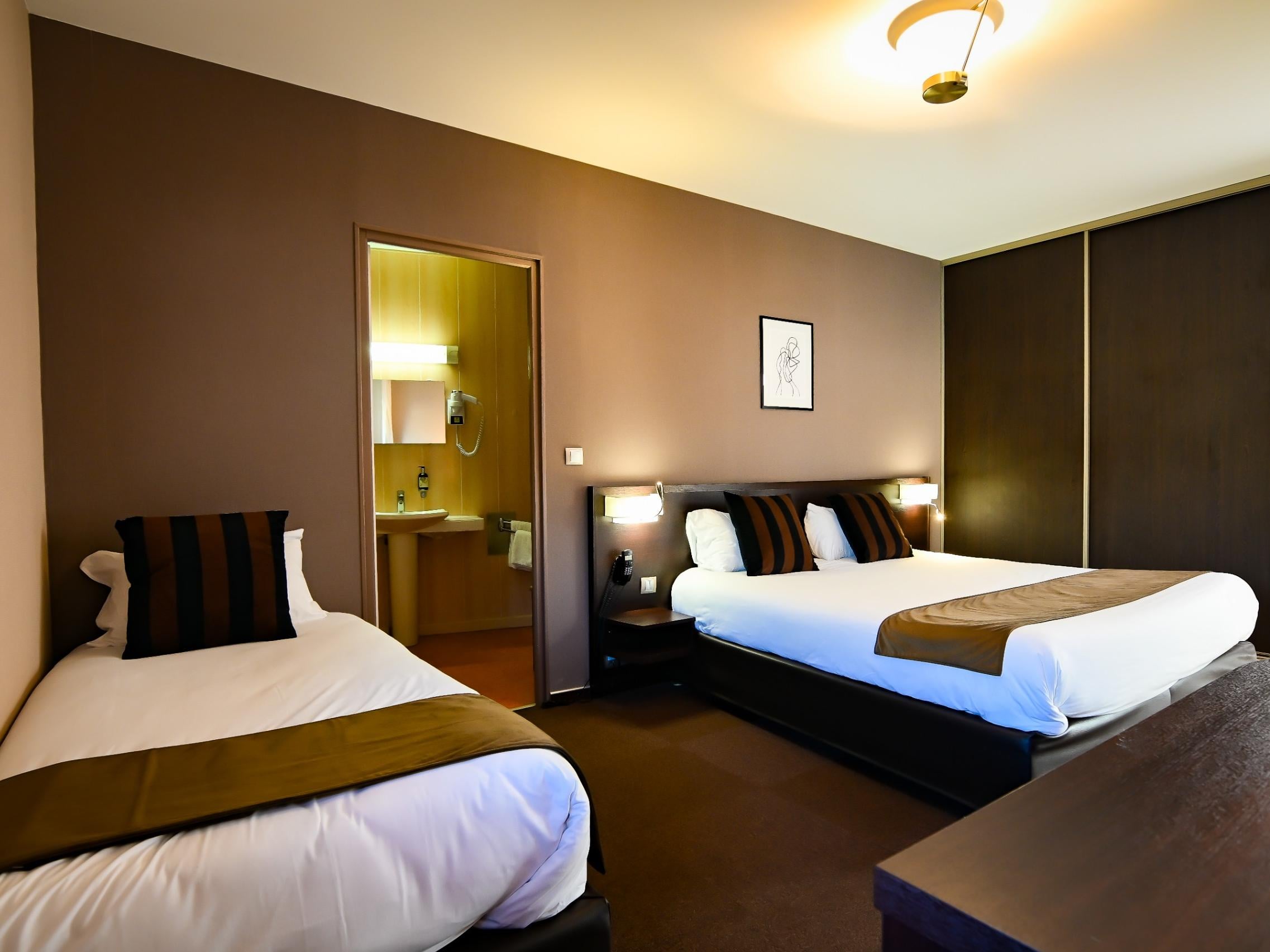 Logis Hôtel le Mas de Jossyl