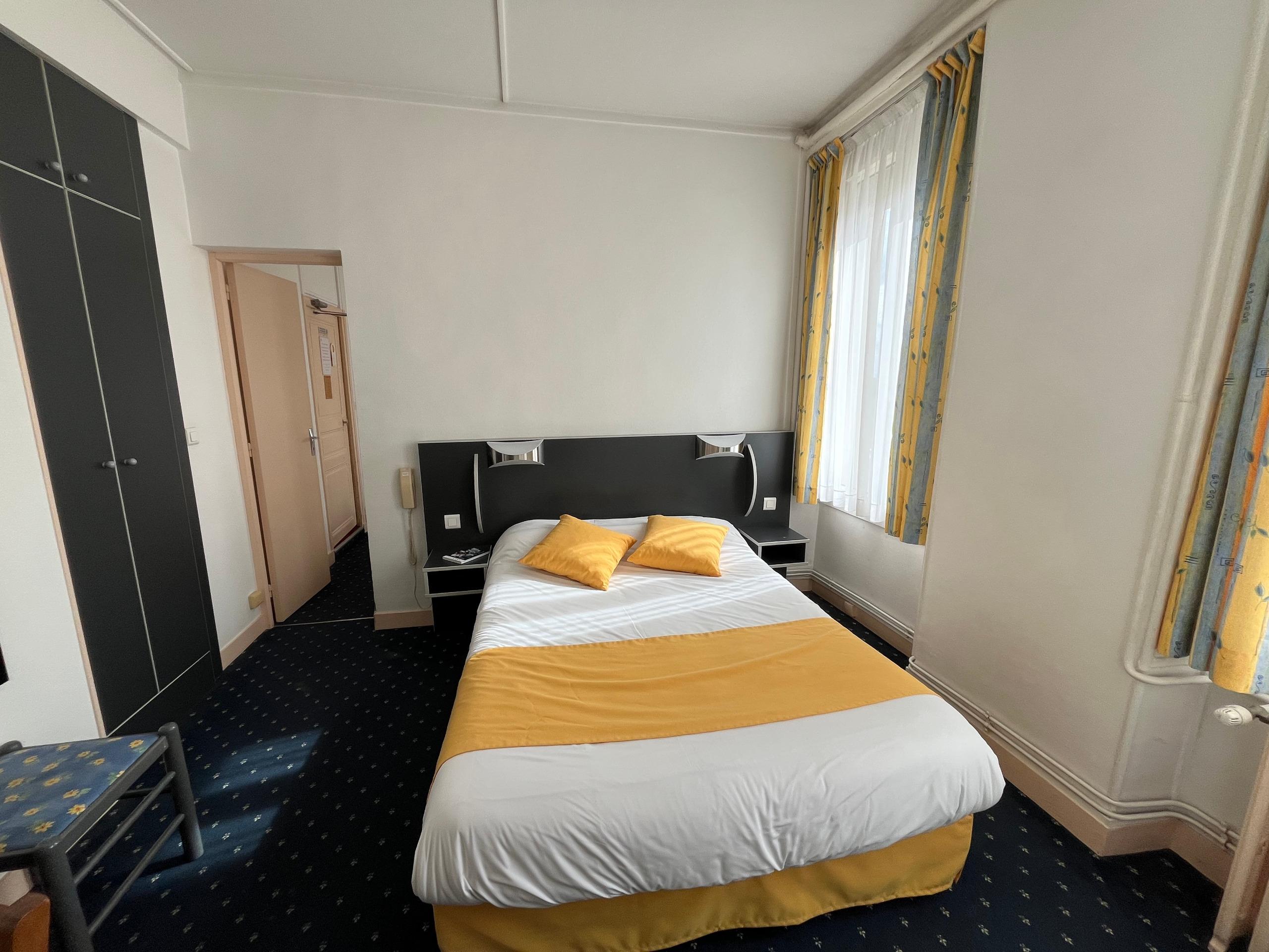 Logis Hôtel de la Barque