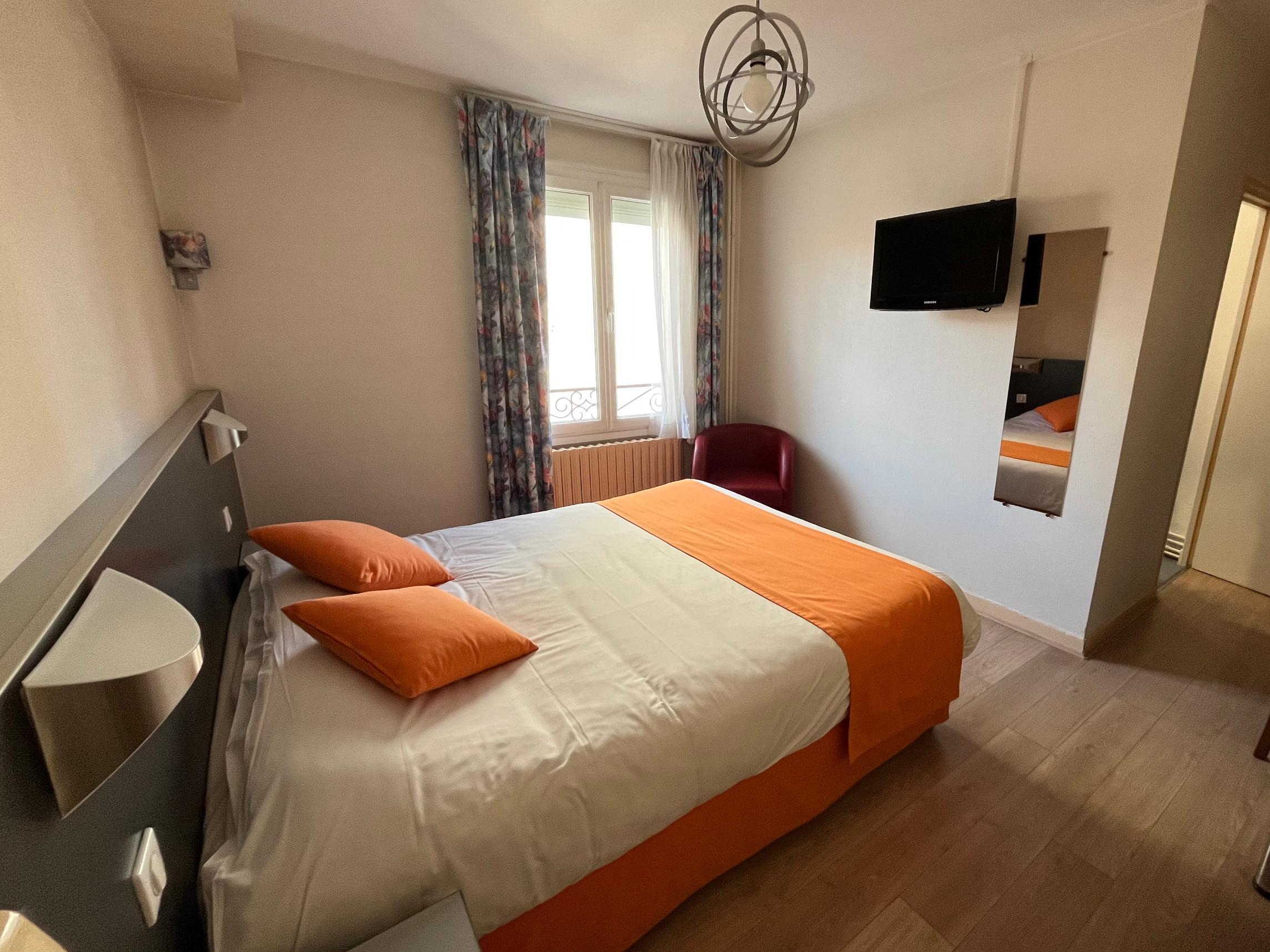 Logis Hôtel de la Barque