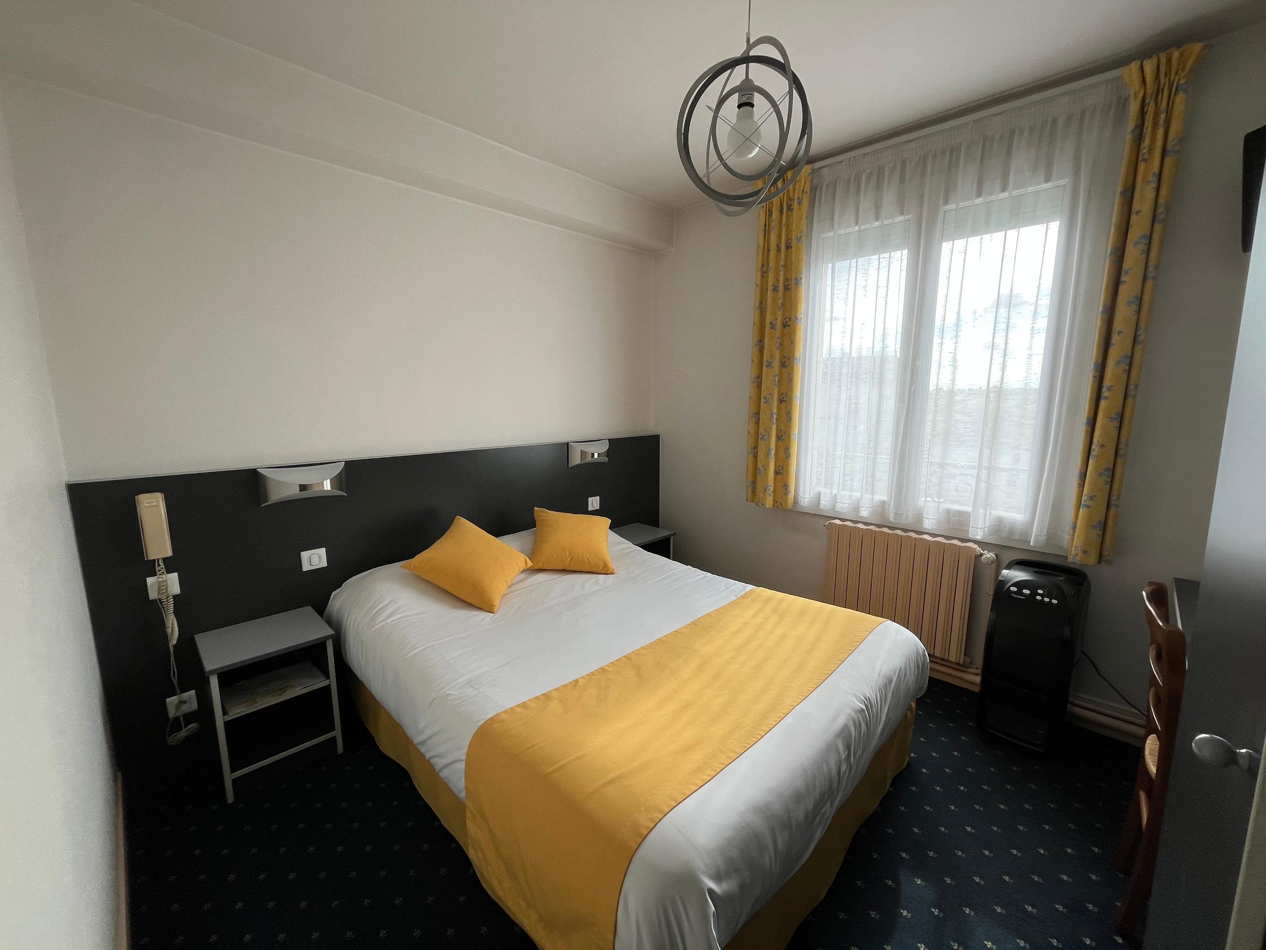 Logis Hôtel de la Barque