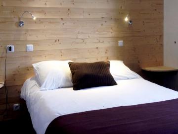 Logis Hôtel les Charmilles