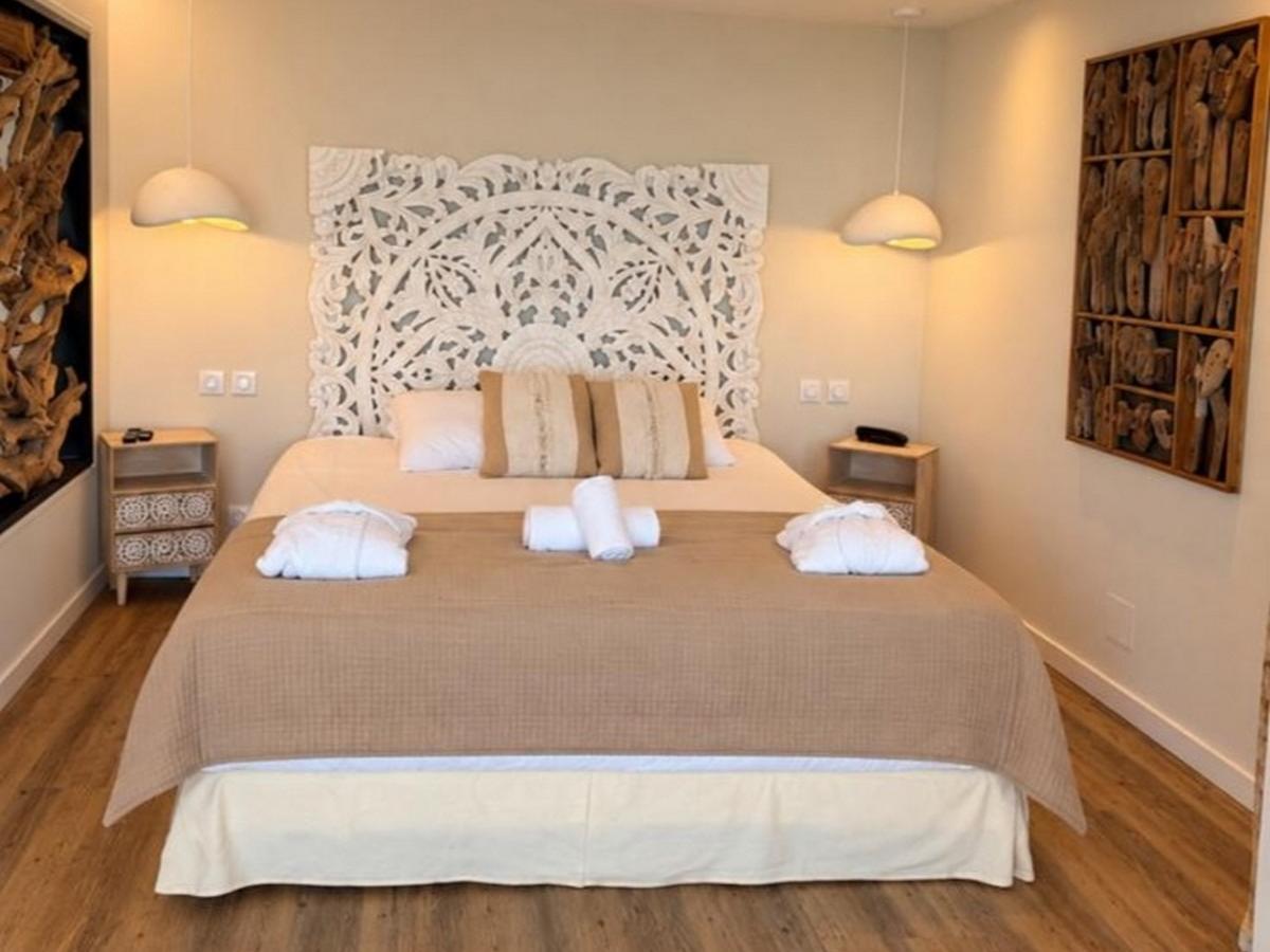 Cit\'Hotel Impérial