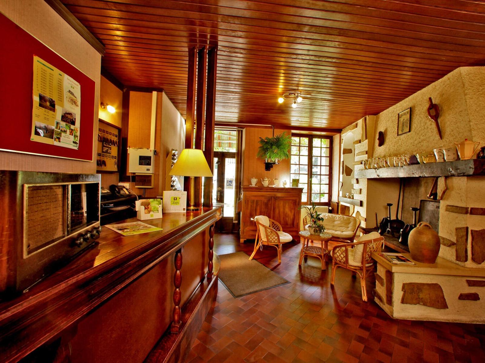 Logis Auberge de Lanouaille - LANOUAILLE - Aquitaine