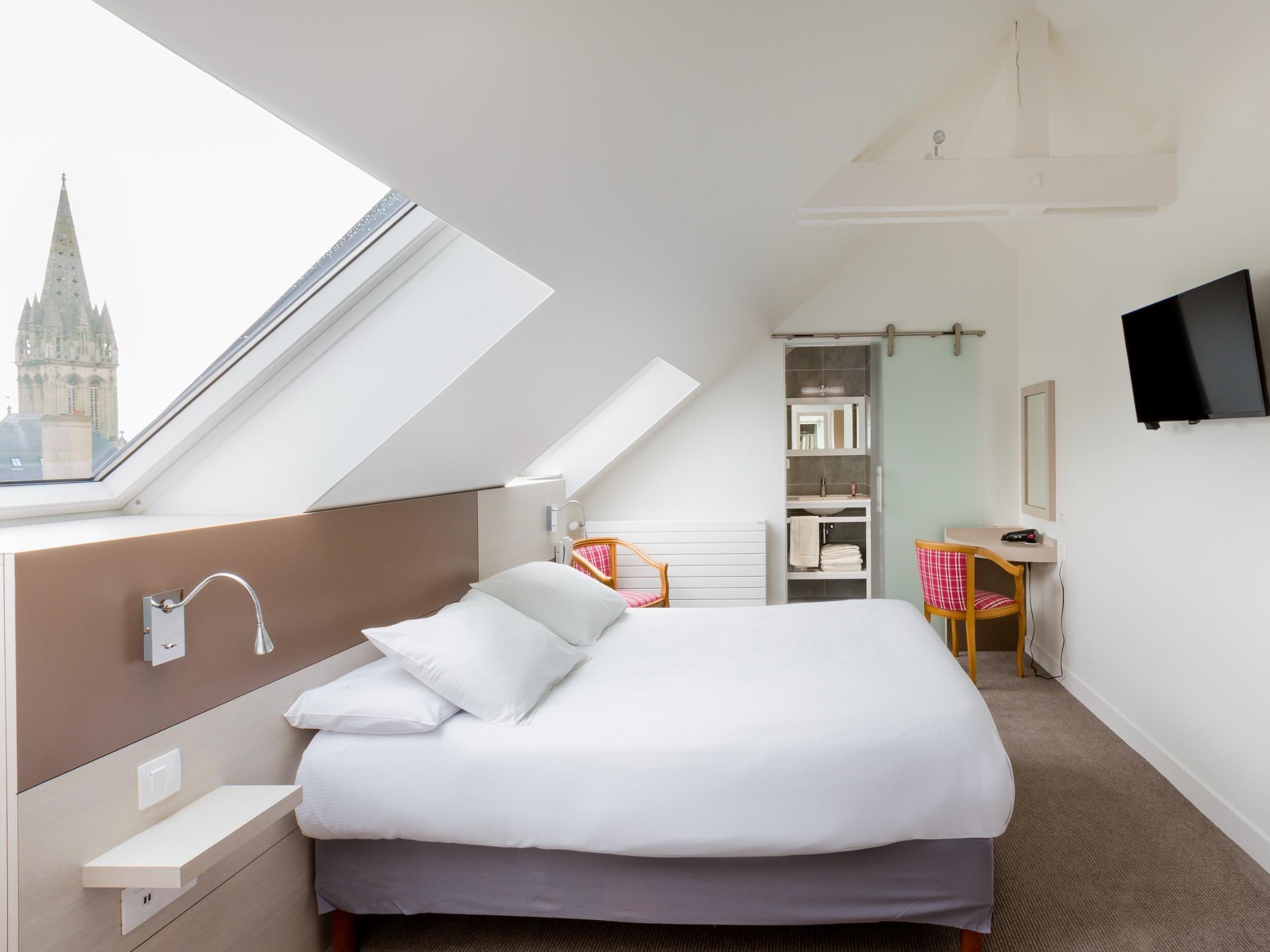 Logis Hôtel Le Dauphin