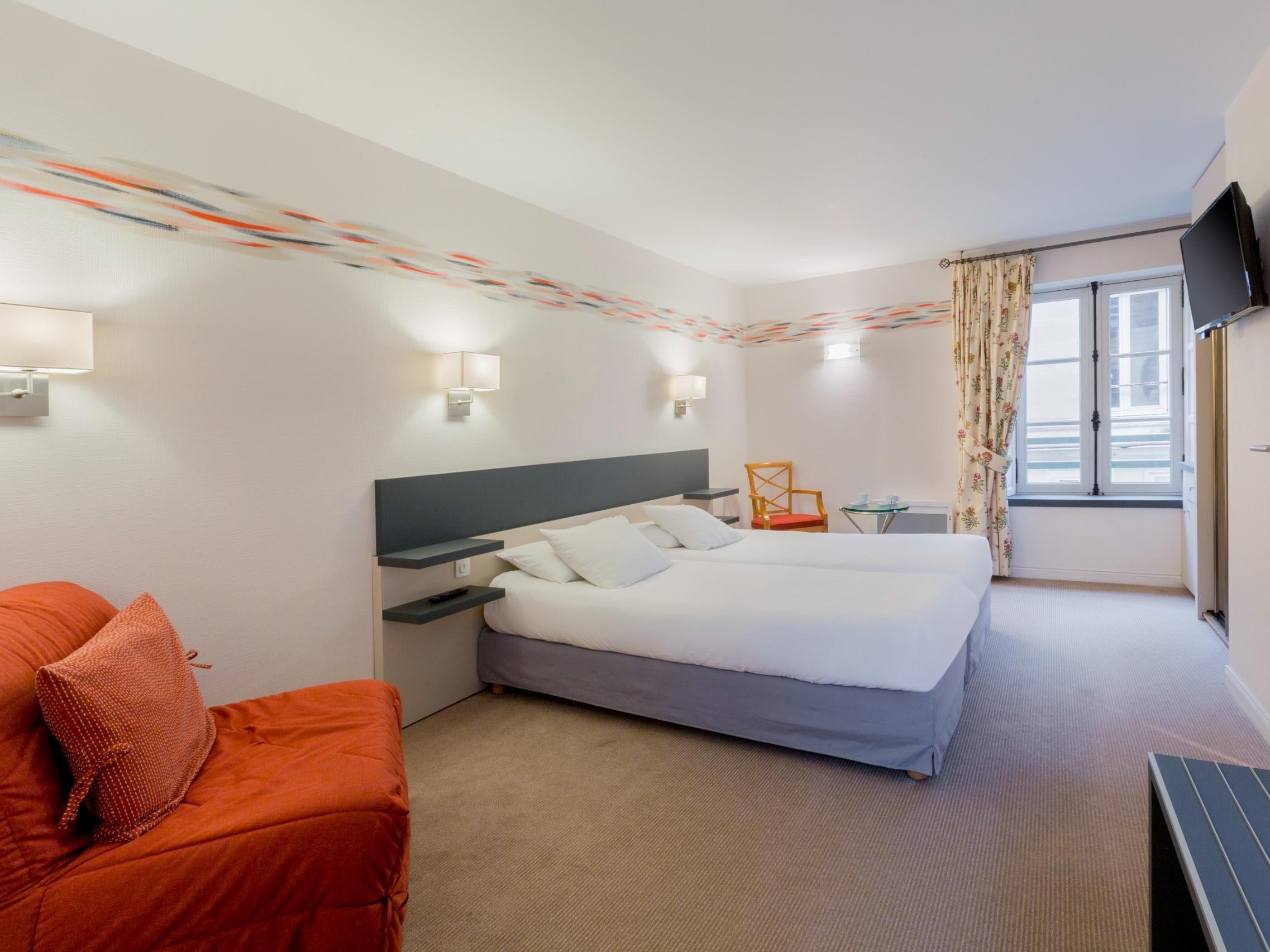 Logis Hôtel Le Dauphin