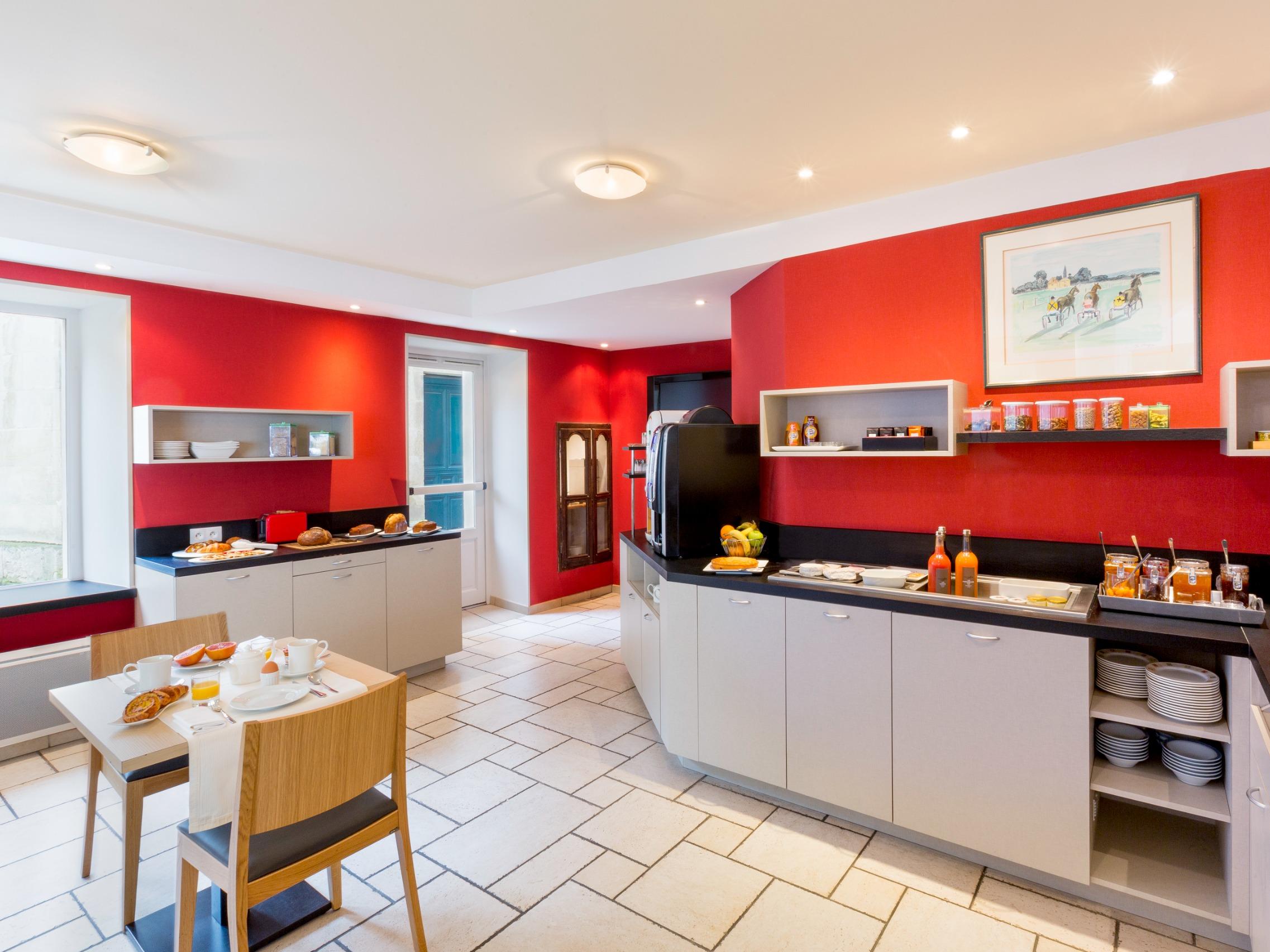 Logis Hôtel Le Dauphin